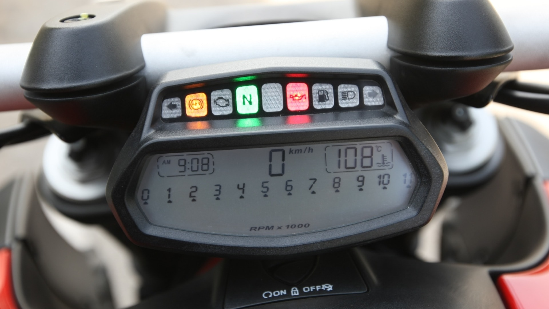 Ducati Diavel 2013 Carbon Exterior