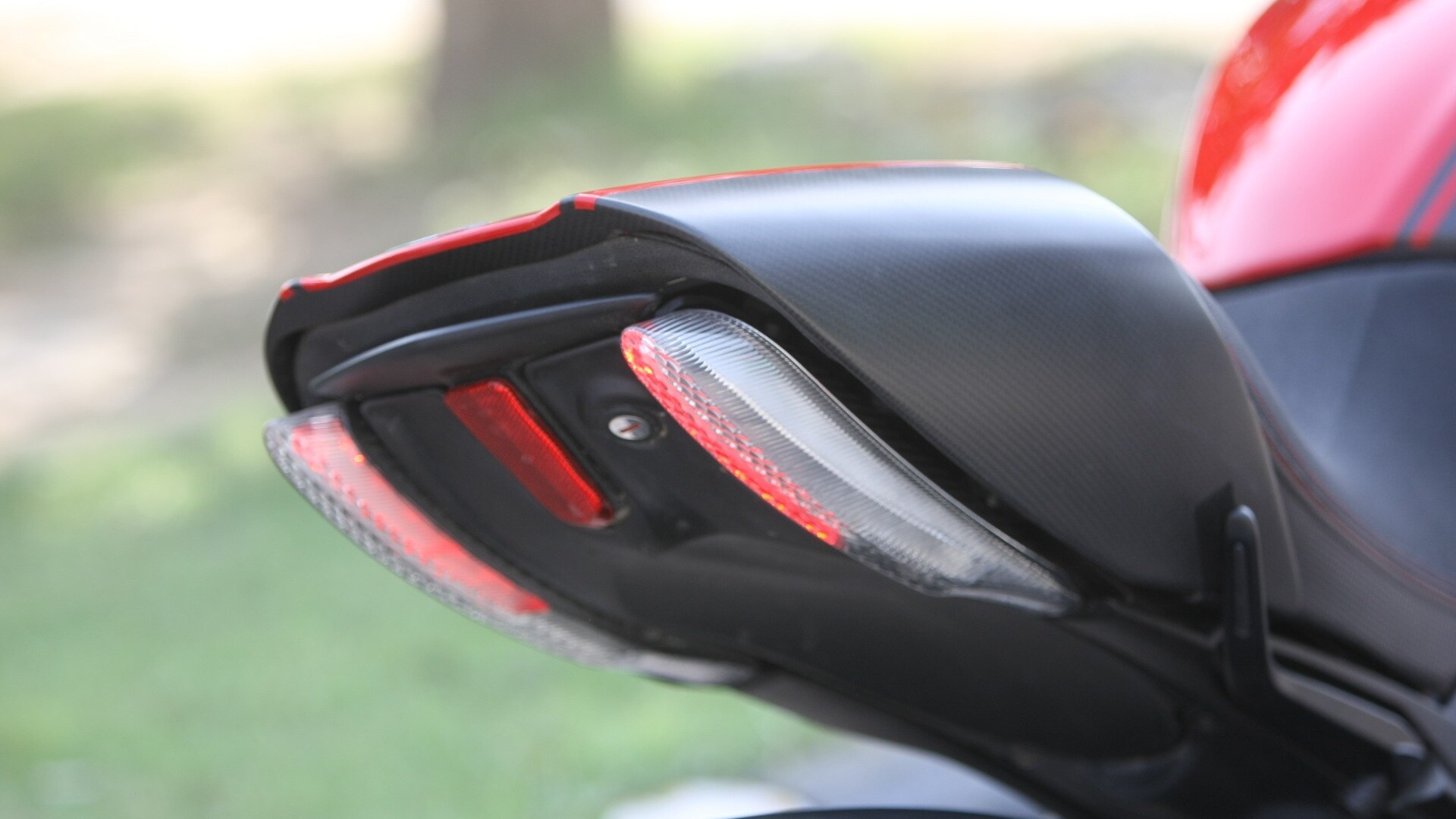 Ducati Diavel 2013 Carbon Exterior
