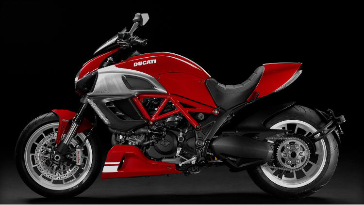 Ducati Diavel 2013 STD Exterior