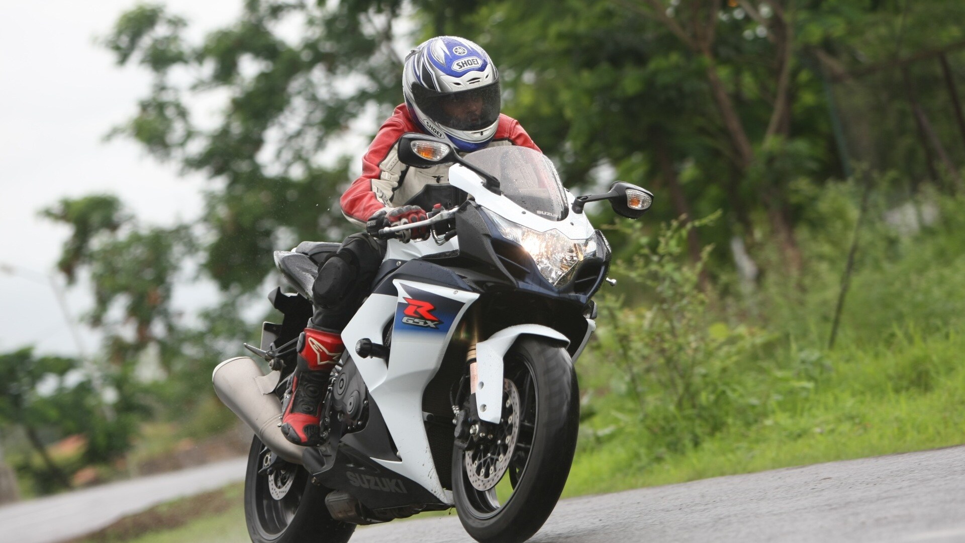 Suzuki GSX-R1000 2013 STD Exterior