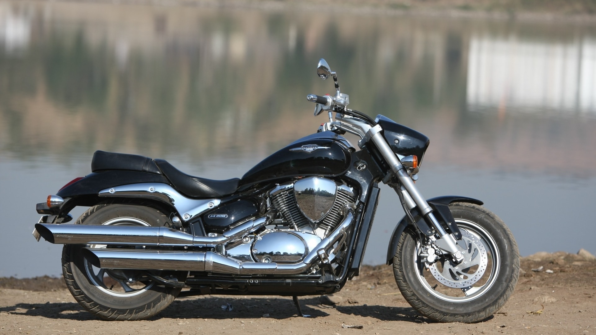 Suzuki Intruder M800 2013 STD Exterior