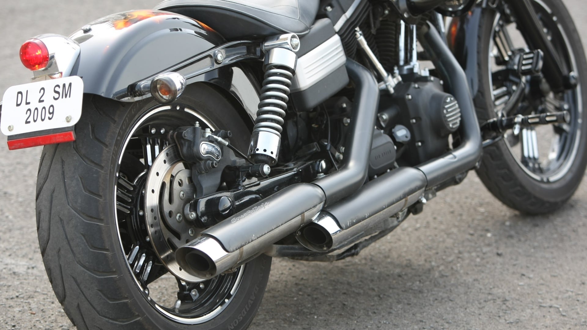 Harley-Davidson Street Bob 2013 STD Exterior
