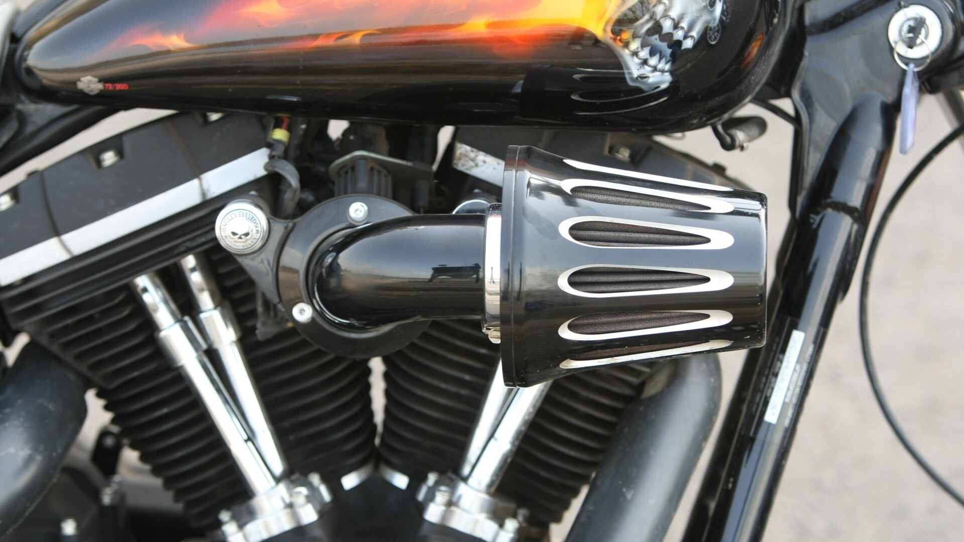 Harley-Davidson Street Bob 2013 STD Exterior