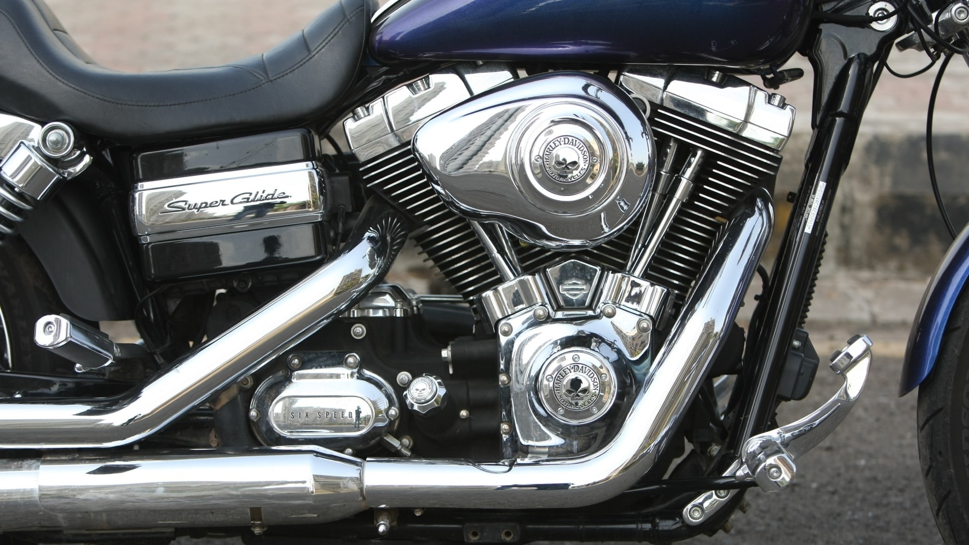 Harley-Davidson Super Glide 2013 STD Exterior