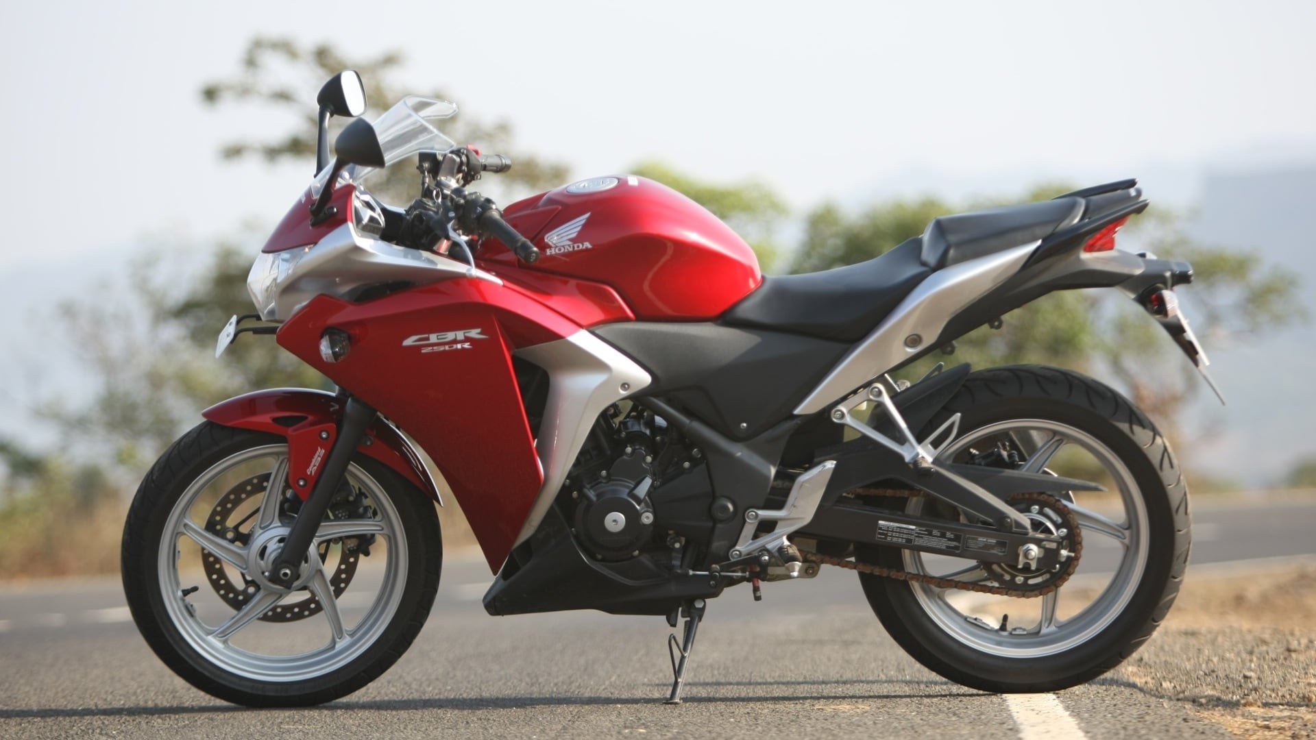 Honda CBR 250R 2013 STD Exterior