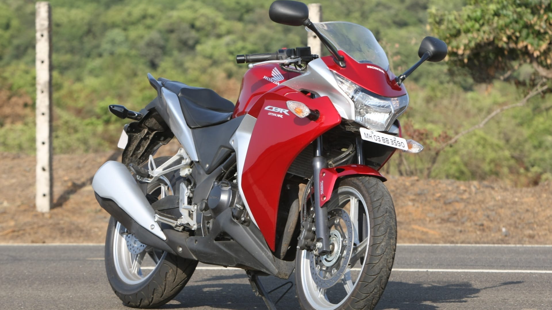 Honda CBR 250R 2013 STD Exterior
