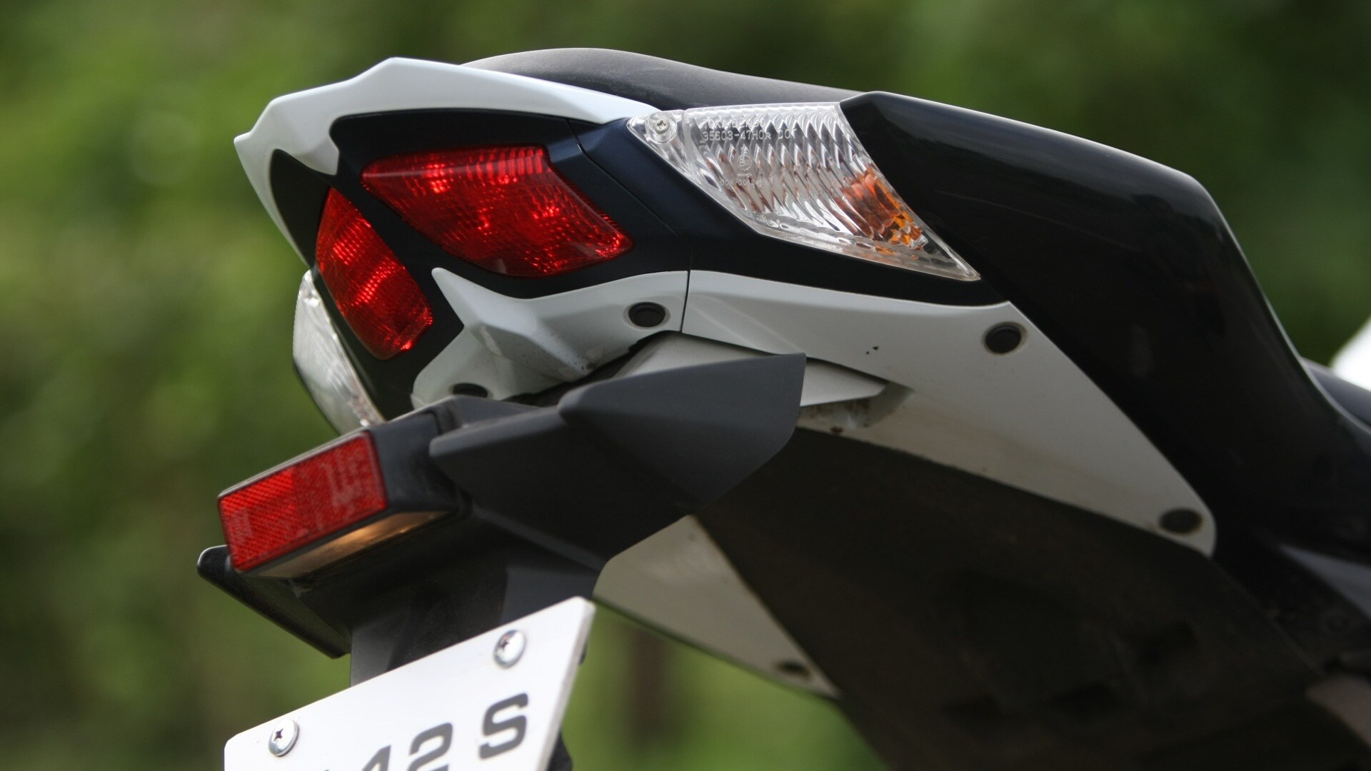 Suzuki GSX-R1000 2013 STD Exterior