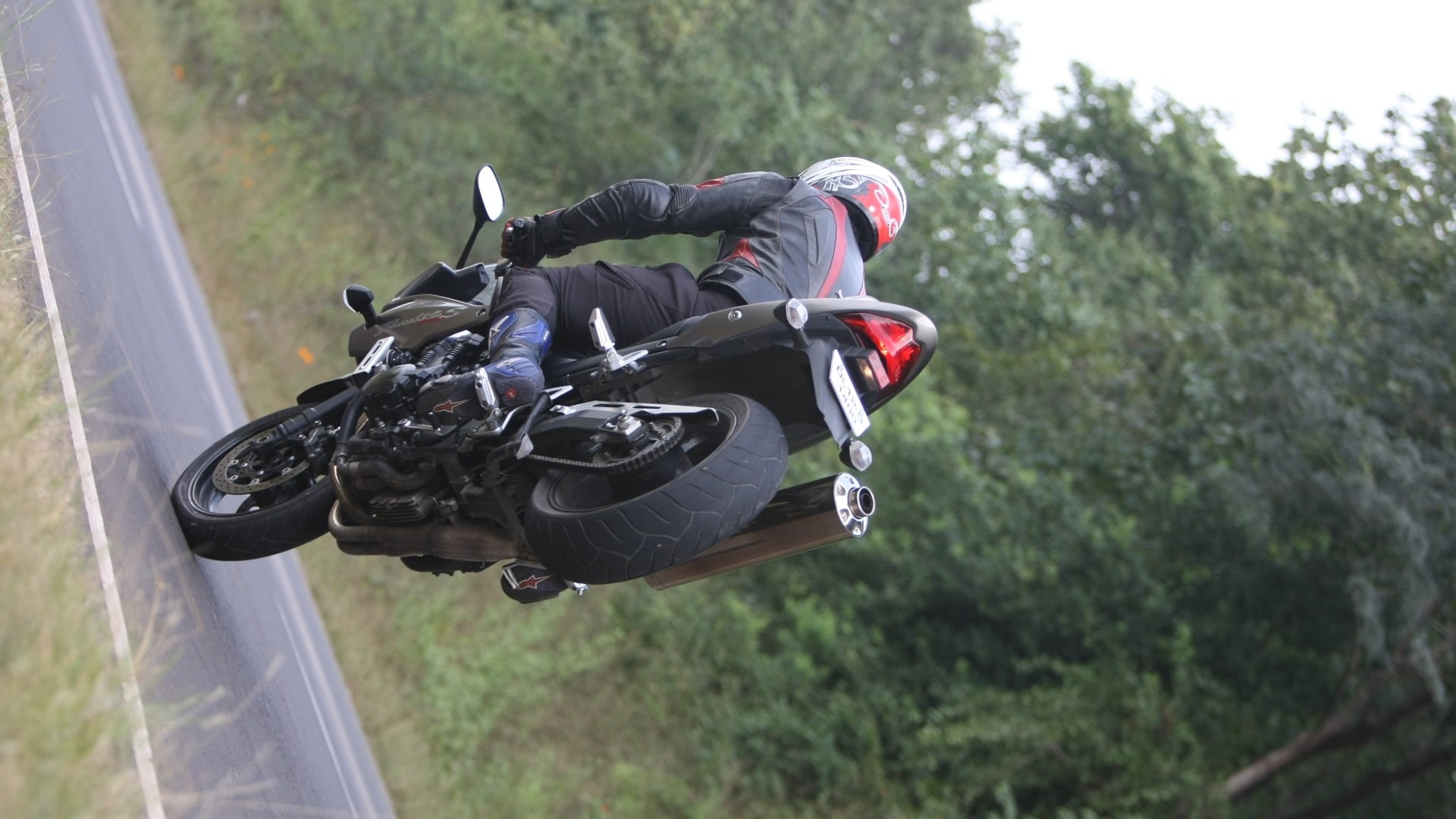 Suzuki Bandit 1250S 2013 STD Exterior