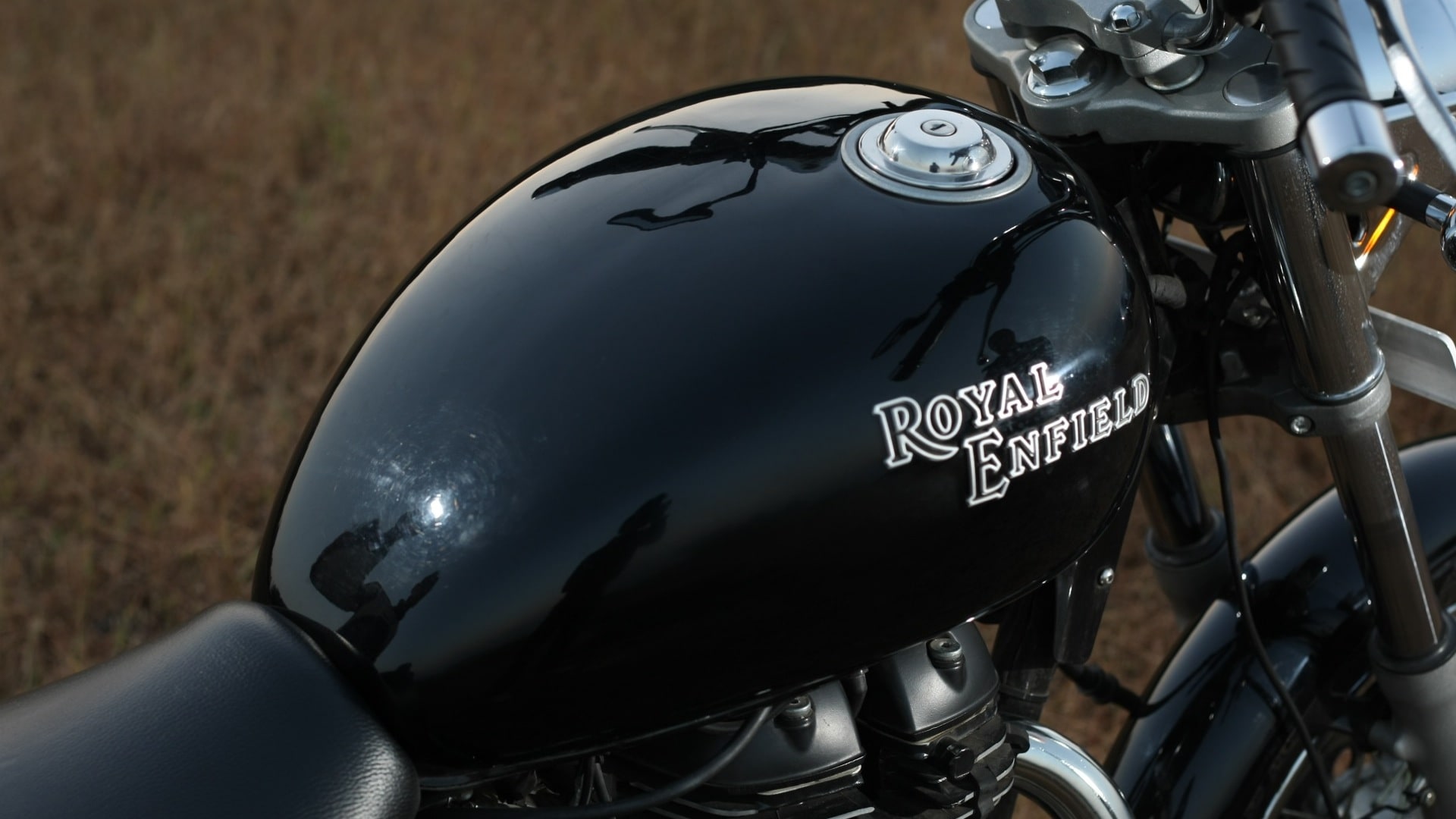 Royal Enfield Thunderbird 500 2013 STD Exterior