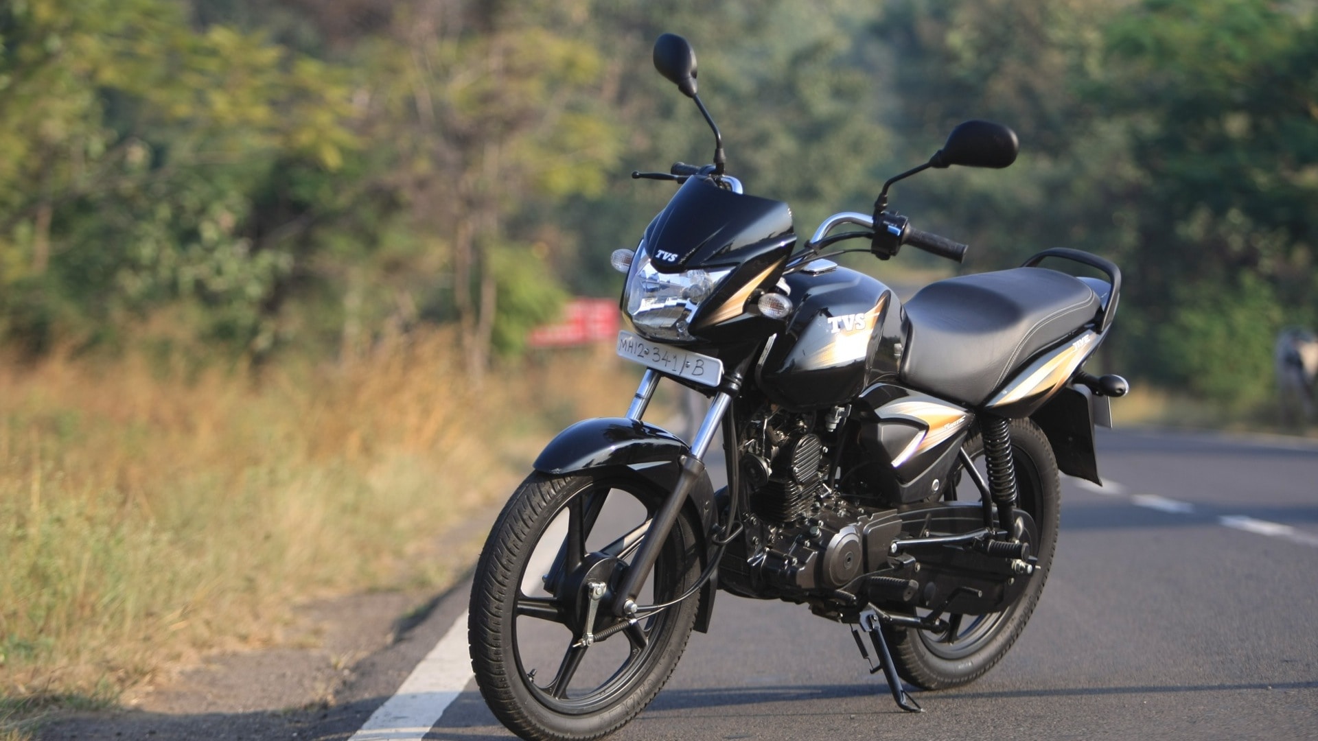 TVS Jive 2013 STD Compare