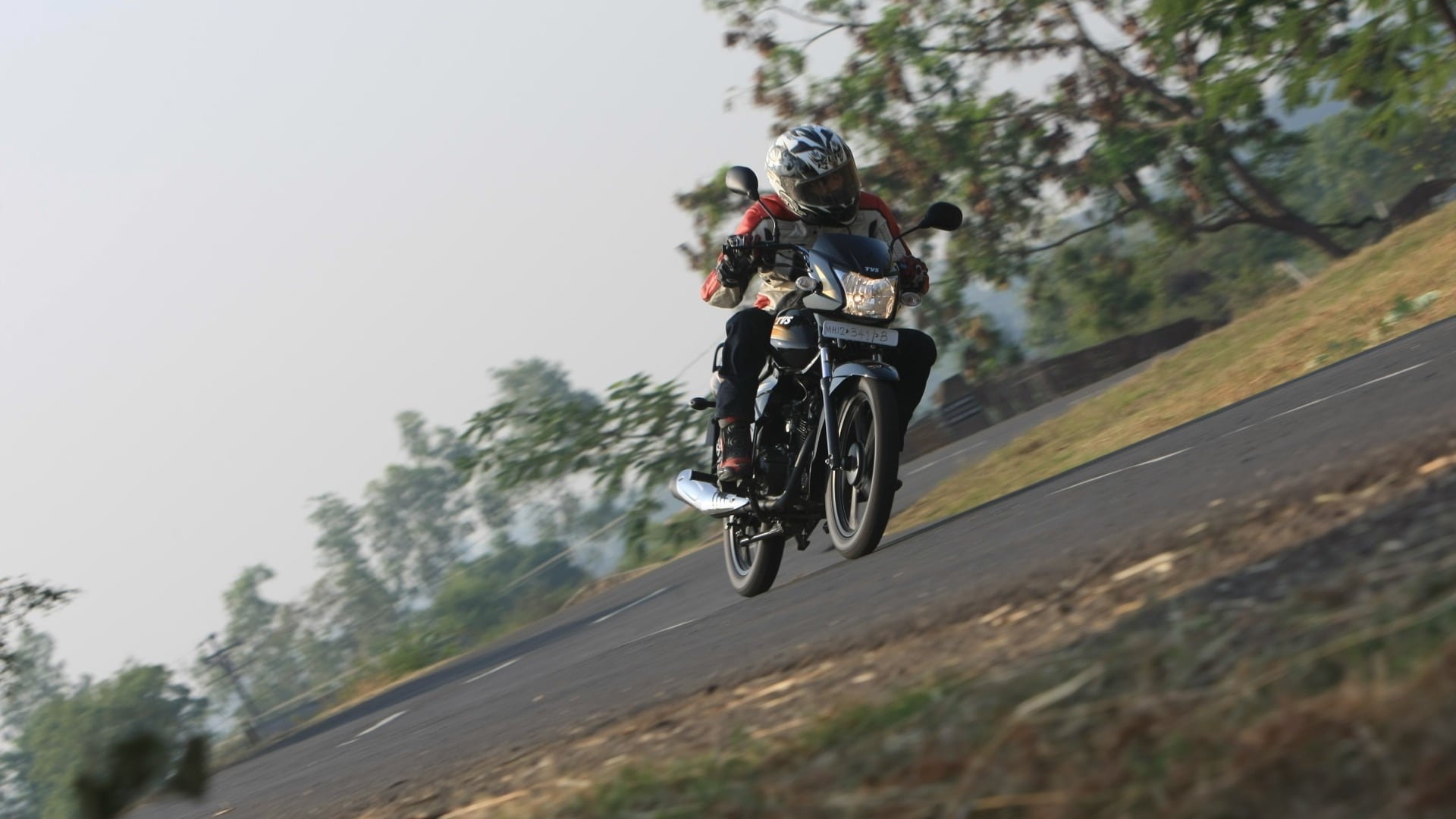 TVS Jive 2013 STD Exterior