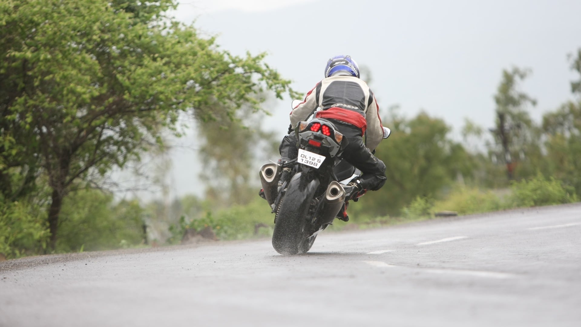 Suzuki GSX-R1000 2013 STD Exterior