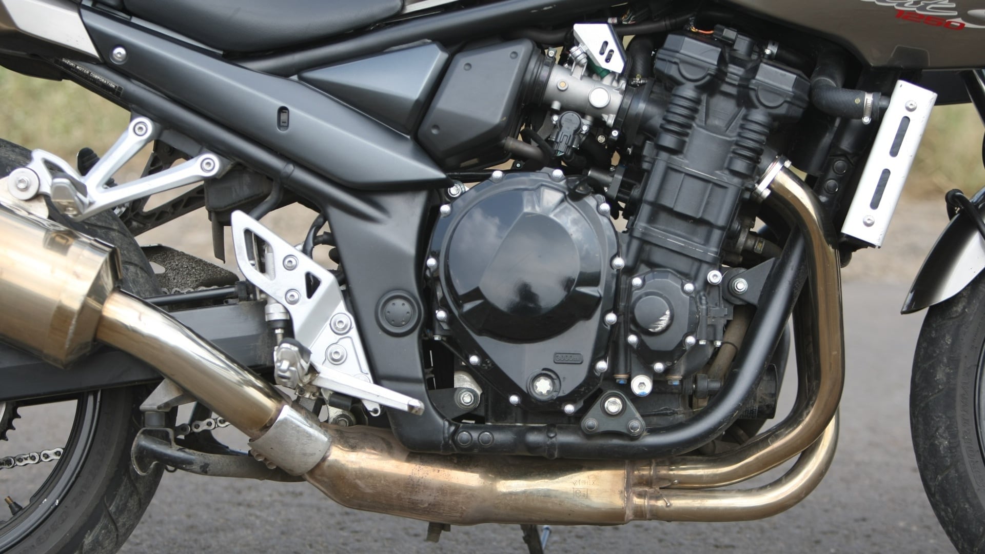 Suzuki Bandit 1250S 2013 STD Exterior