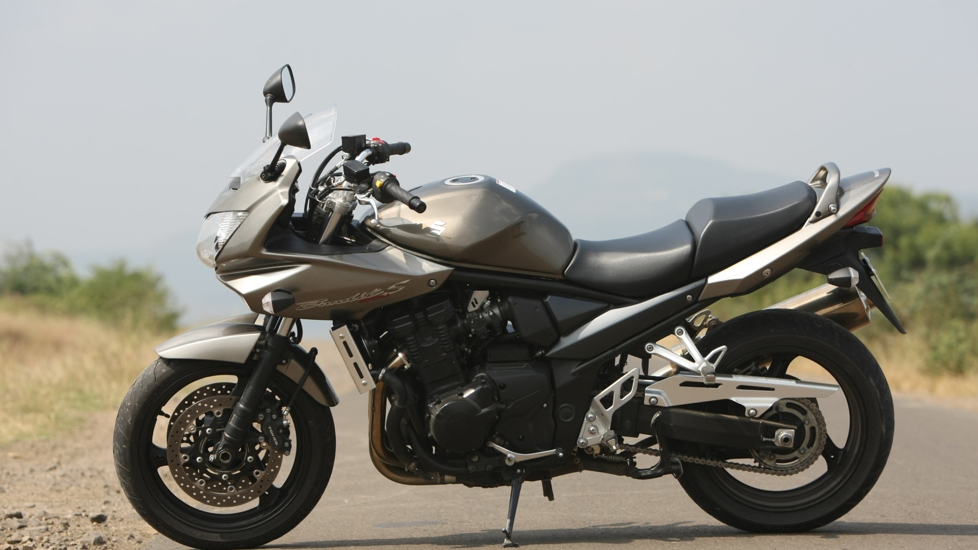 Suzuki Bandit 1250S 2013 STD Exterior