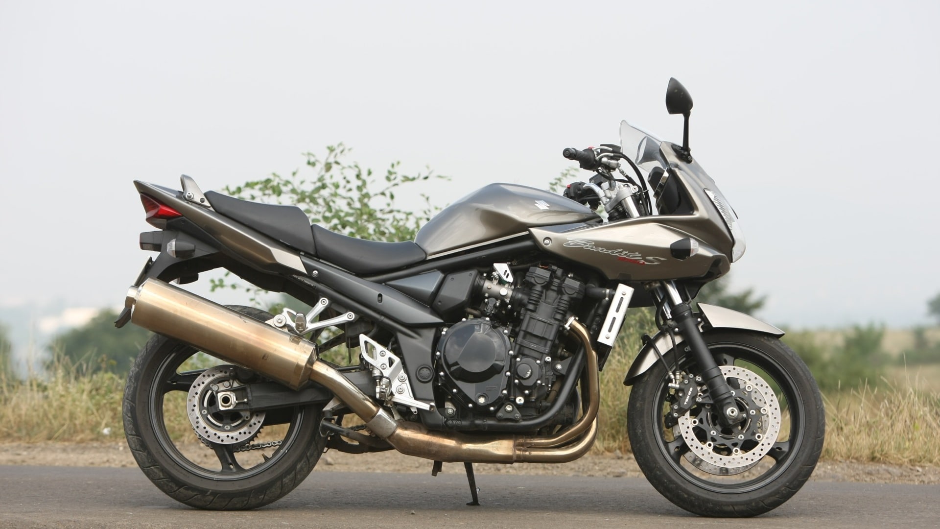 Suzuki Bandit 1250S 2013 STD Exterior
