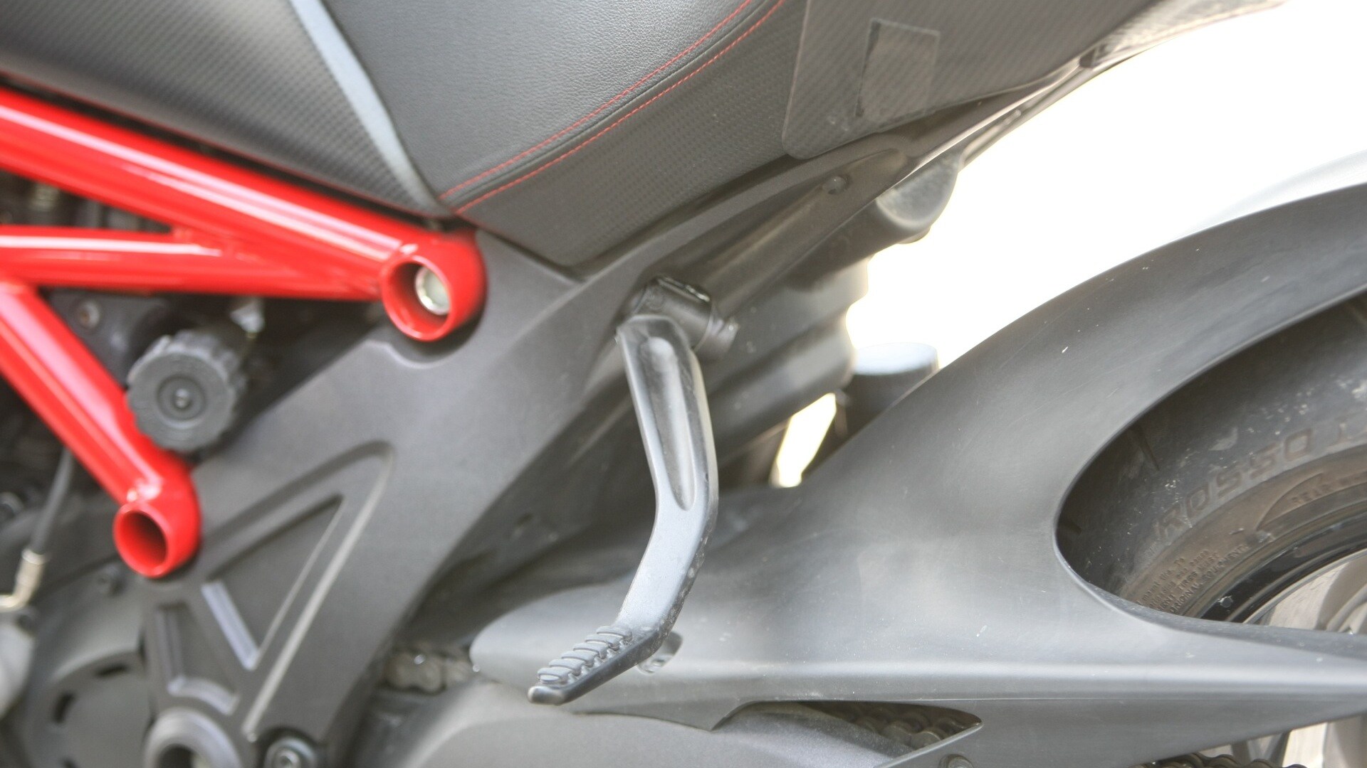 Ducati Diavel 2013 Carbon Exterior