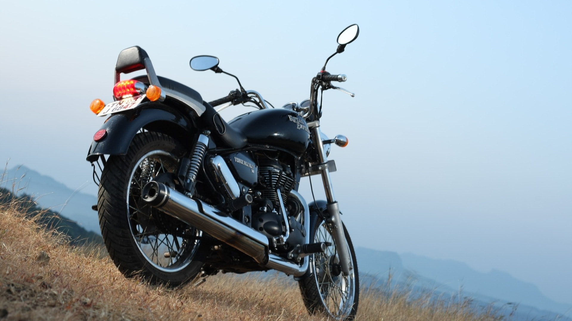 Royal Enfield Thunderbird 500 2013 STD Exterior