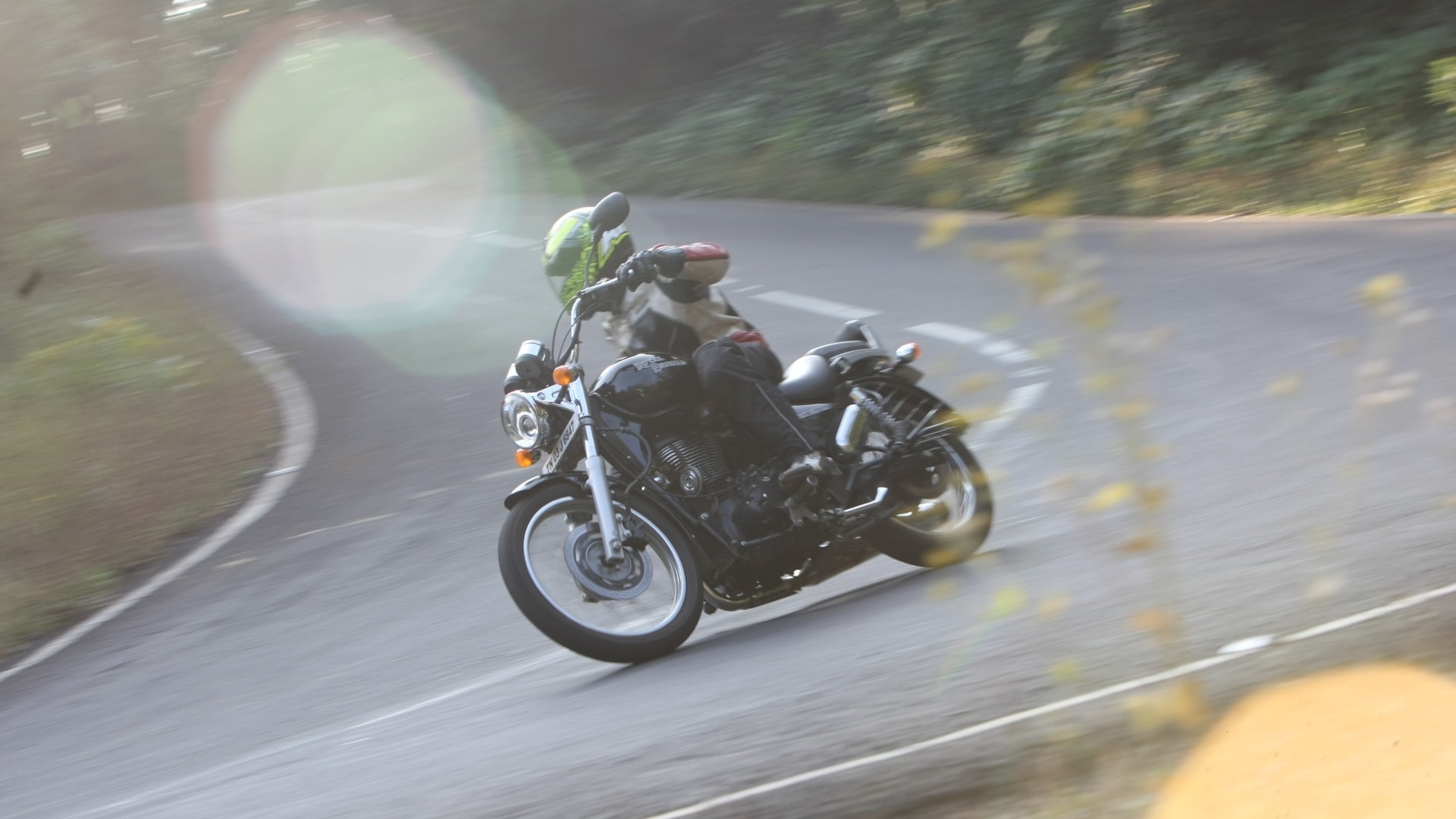 Royal Enfield Thunderbird 500 2013 STD Exterior