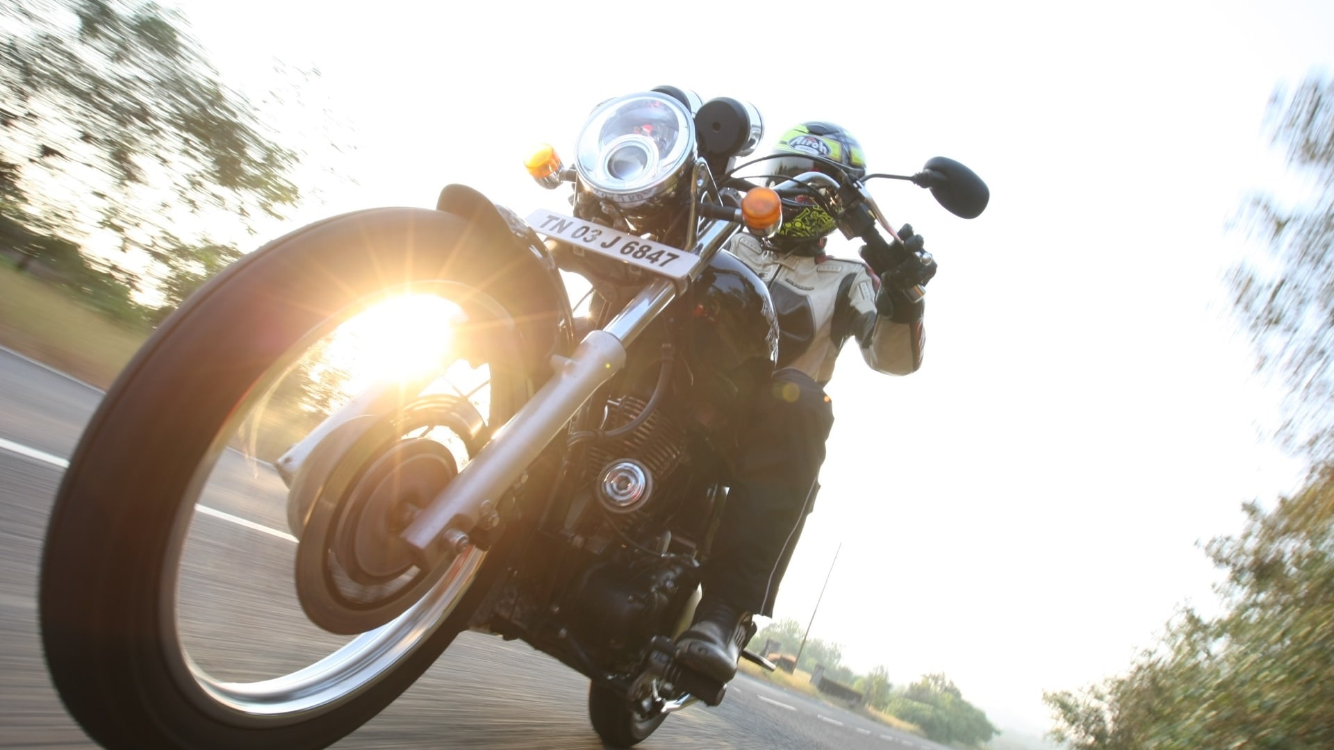 Royal Enfield Thunderbird 500 2013 STD Exterior