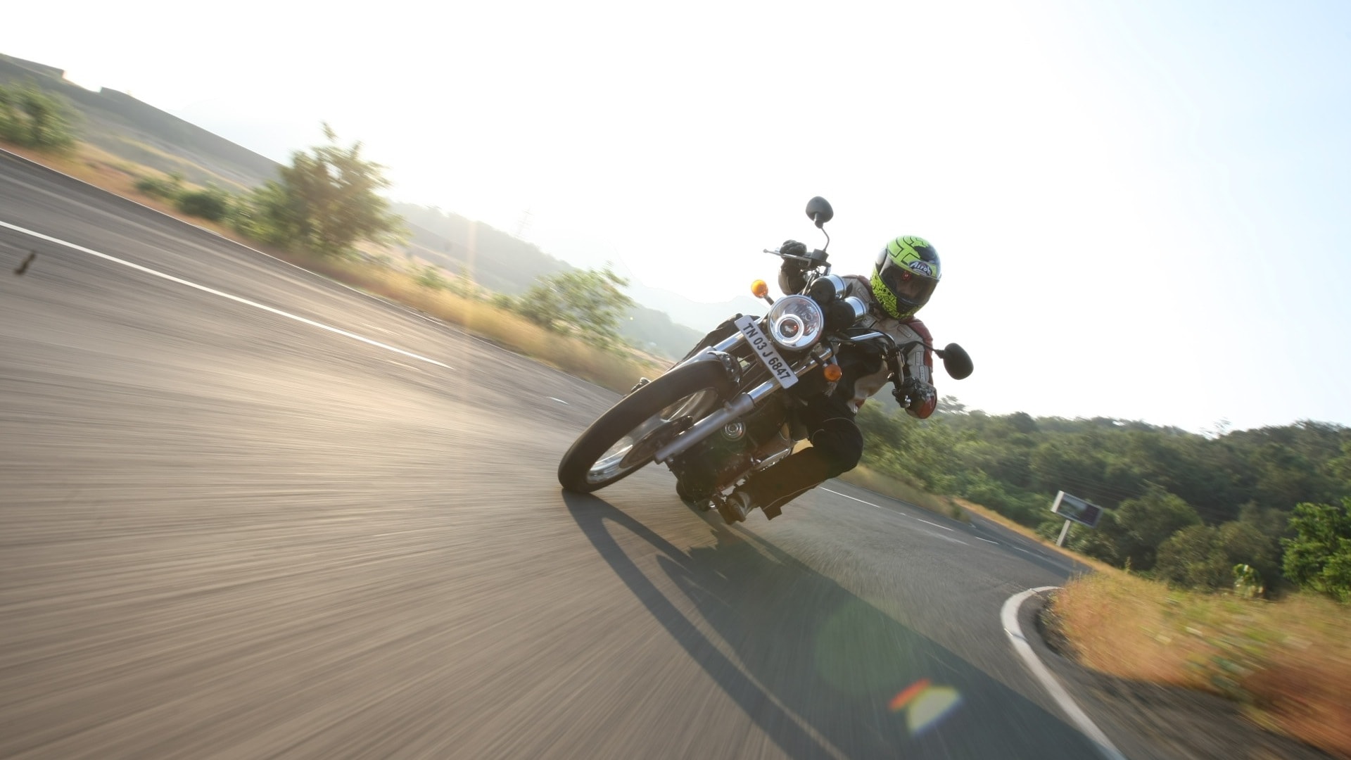 Royal Enfield Thunderbird 500 2013 STD Exterior