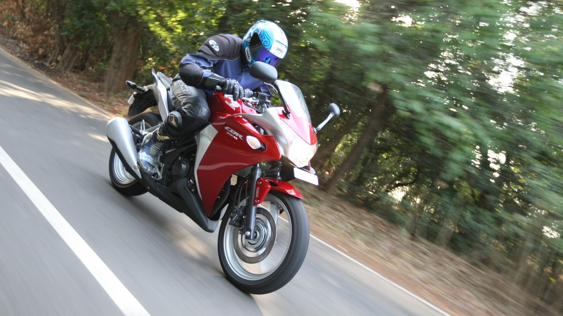 Honda CBR 250R 2013 STD Exterior