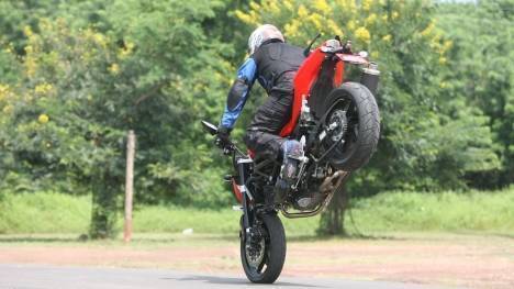 Hyosung GT650N 2013 STD Exterior