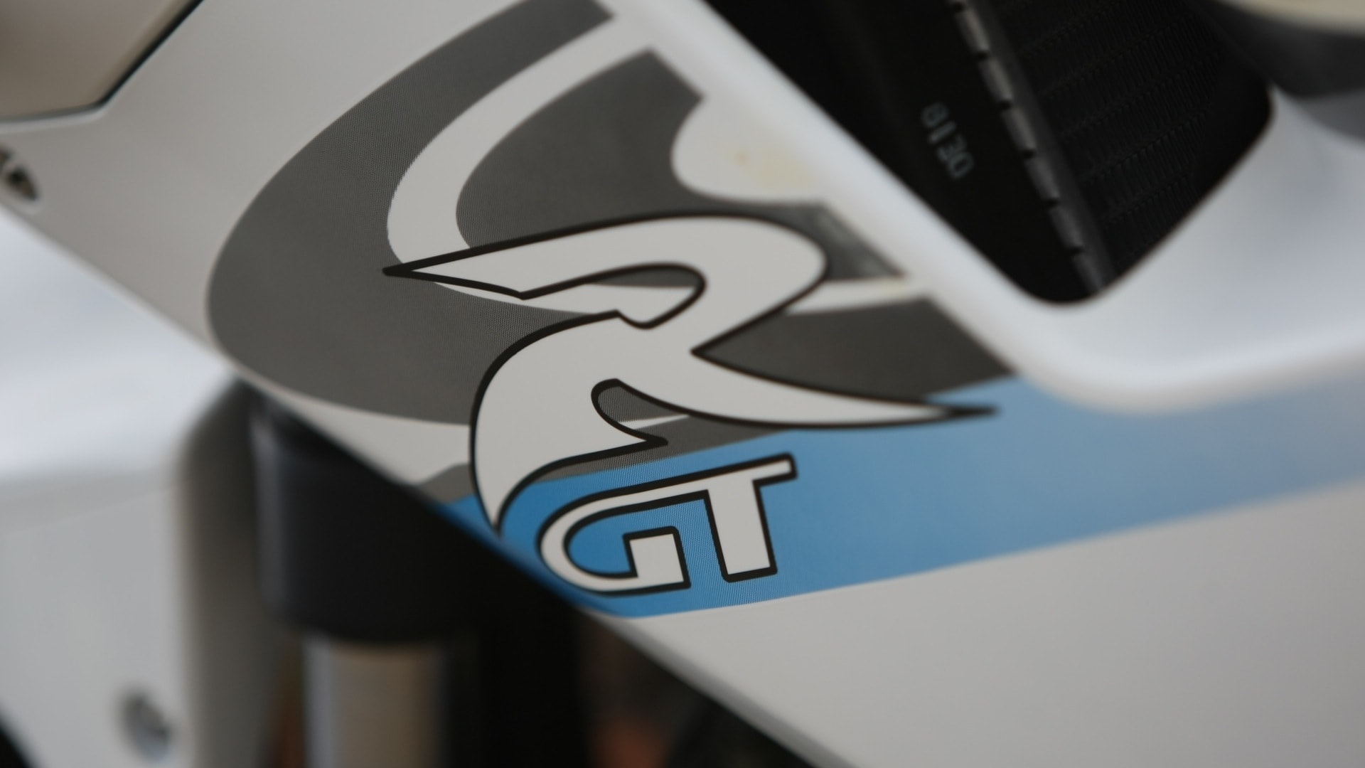 Hyosung GT650R 2013 STD Exterior