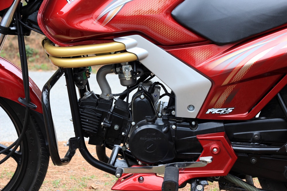 Mahindra Centuro 2013 STD Exterior