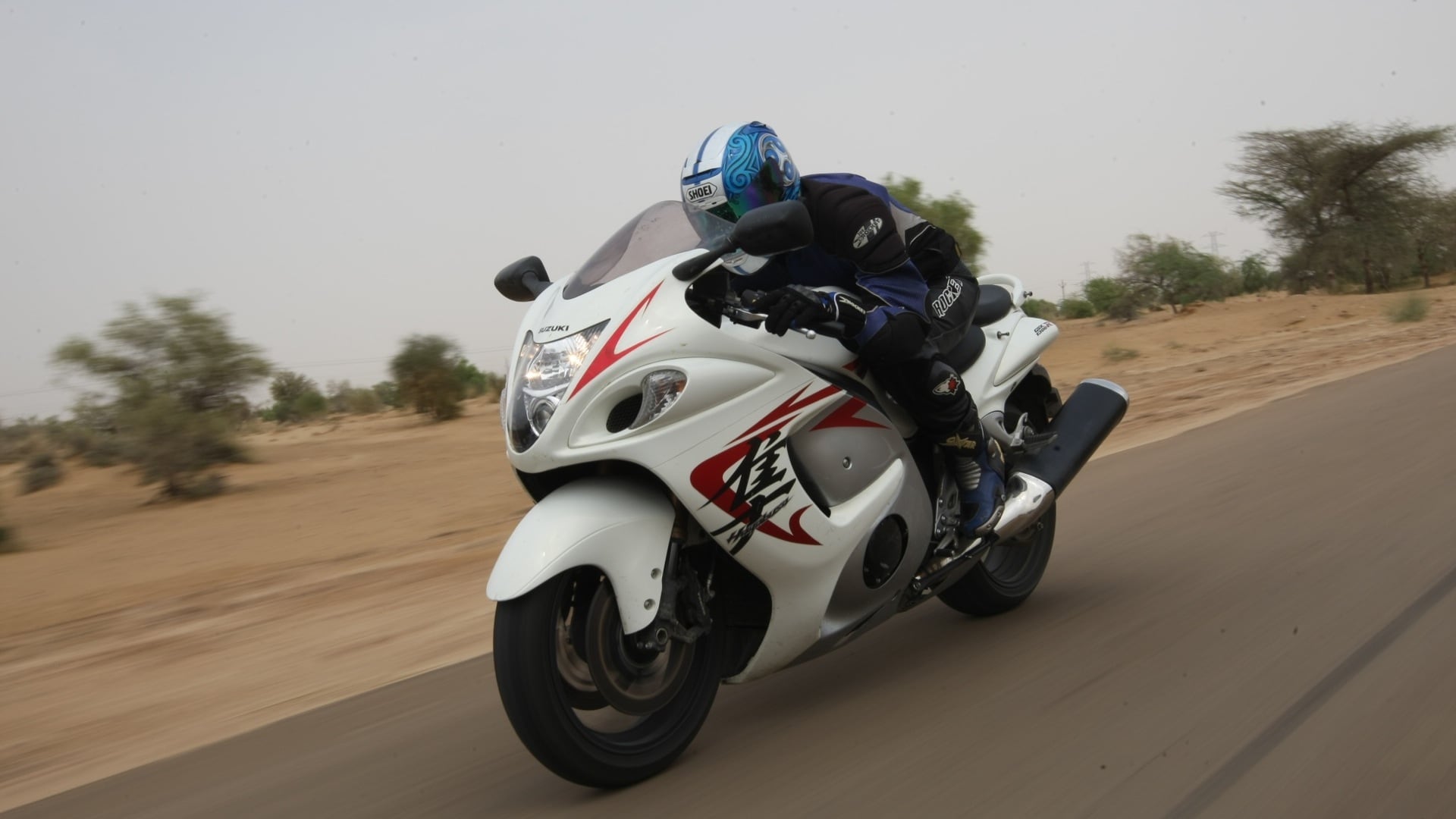 Suzuki GSX-R1300 Hayabusa 2013 STD Exterior