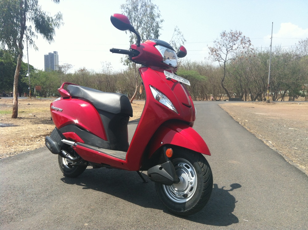 Hero Maestro 2013 Deluxe Exterior