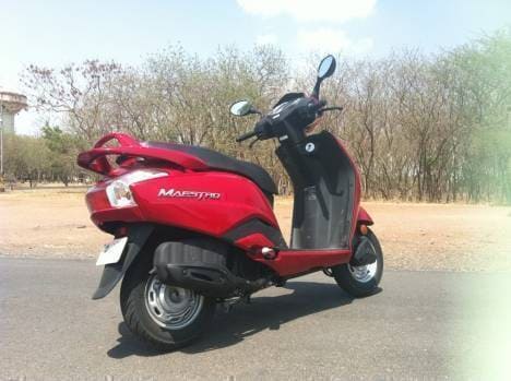 Hero Maestro 2013 Deluxe - Price in India, Mileage, Reviews