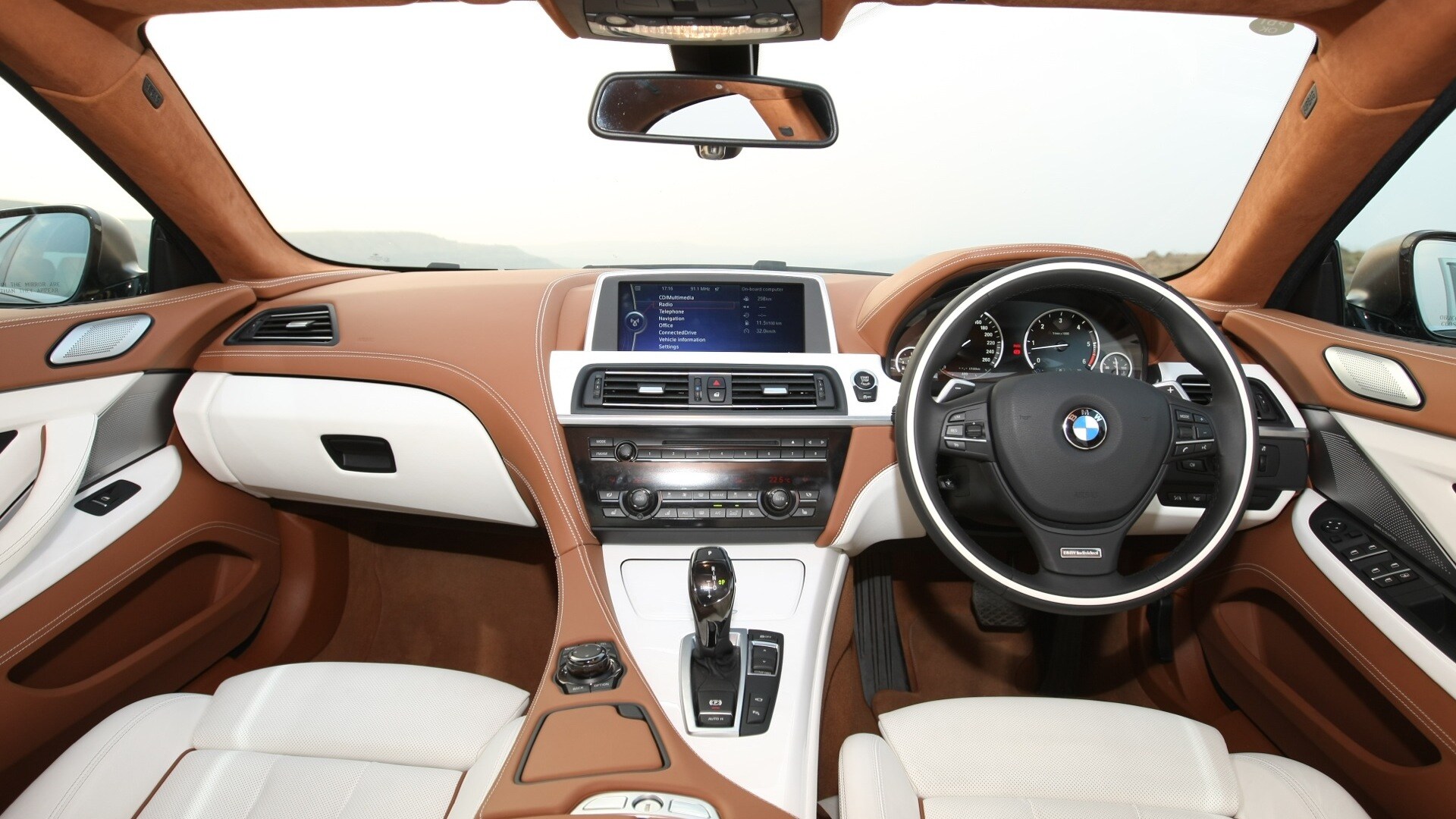 BMW-6-Series-2012-640d-Compare
