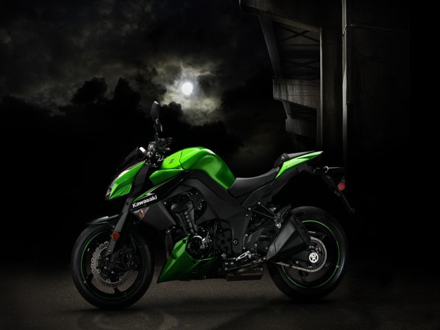 Kawasaki Z1000 2013 STD-Exterior