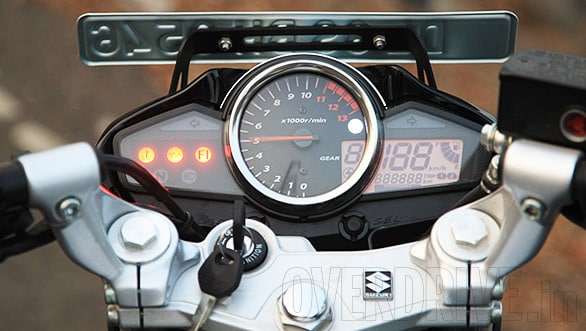 Suzuki Inazuma 250 2014 STD Exterior