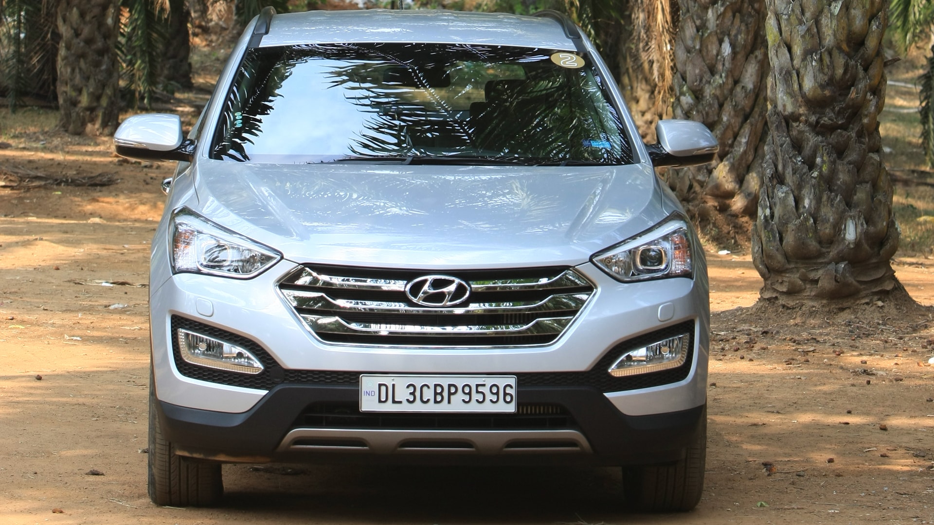 Hyundai Santa Fe 2014 2WD A/T Exterior