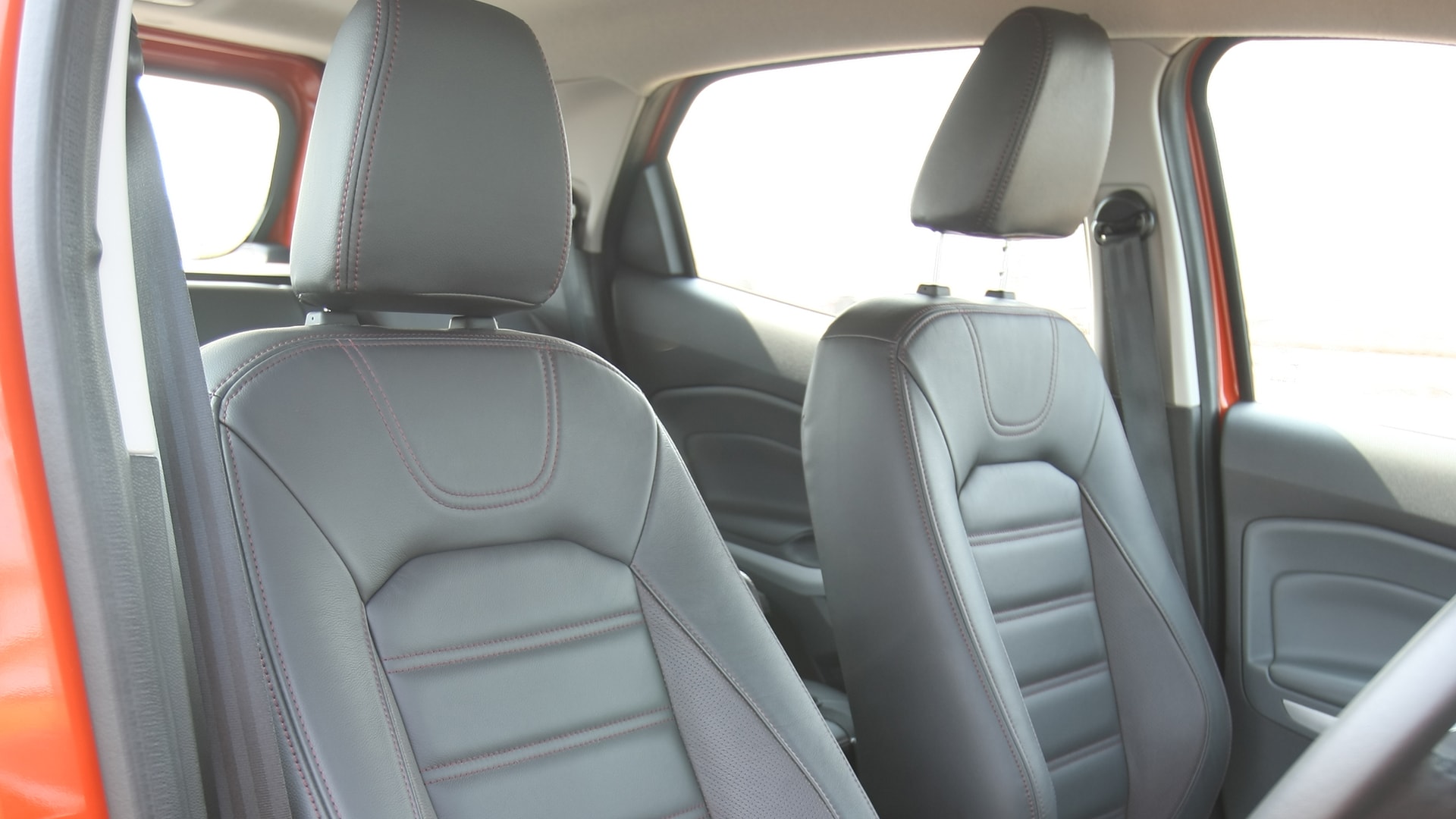 Ford-Ecosport-2013-Petrol-Interior
