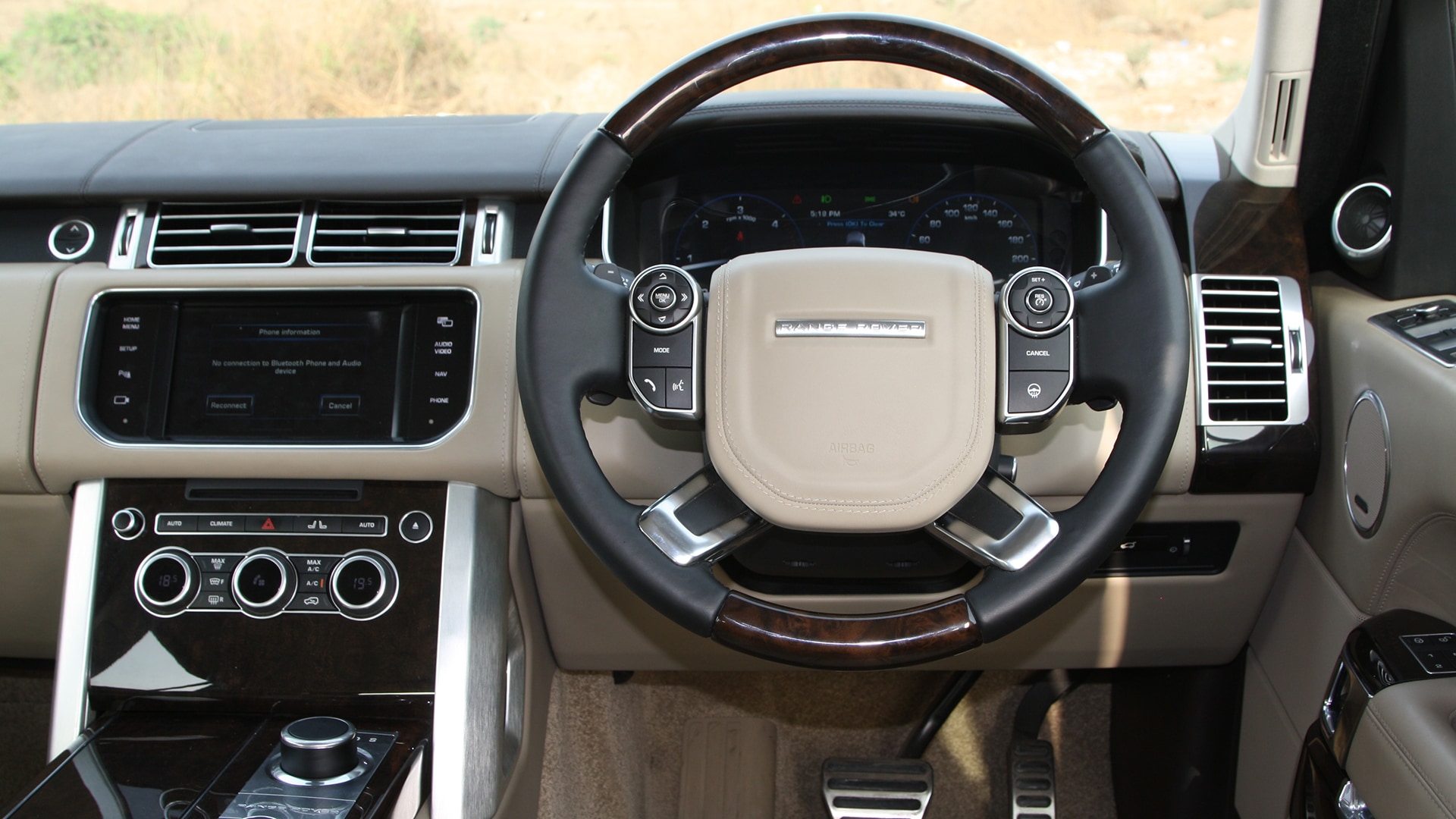 Land Rover range rover 2014 SDV8 LWD Exterior