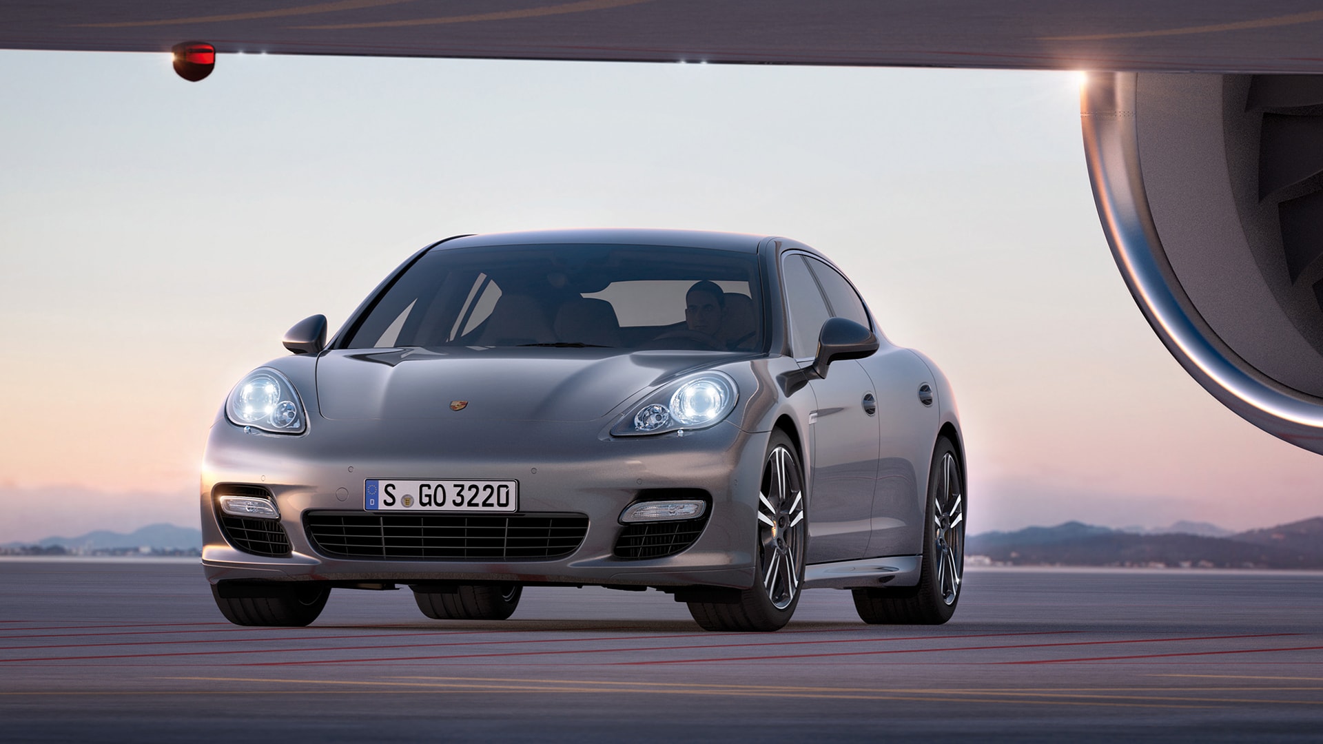 porsche-cayenne-2012-STD-exterior