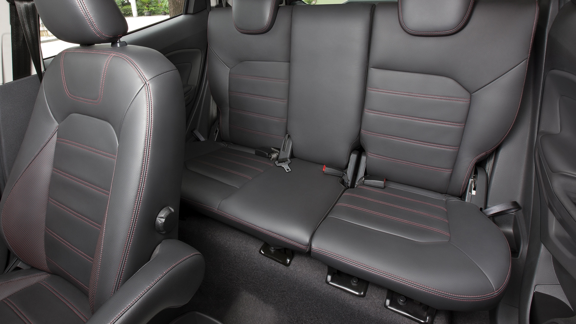 Ford-Ecosport-2013-Petrol-Compare