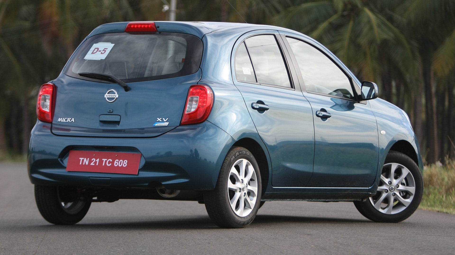 Nissan-Micra-2013-XE-Exterior