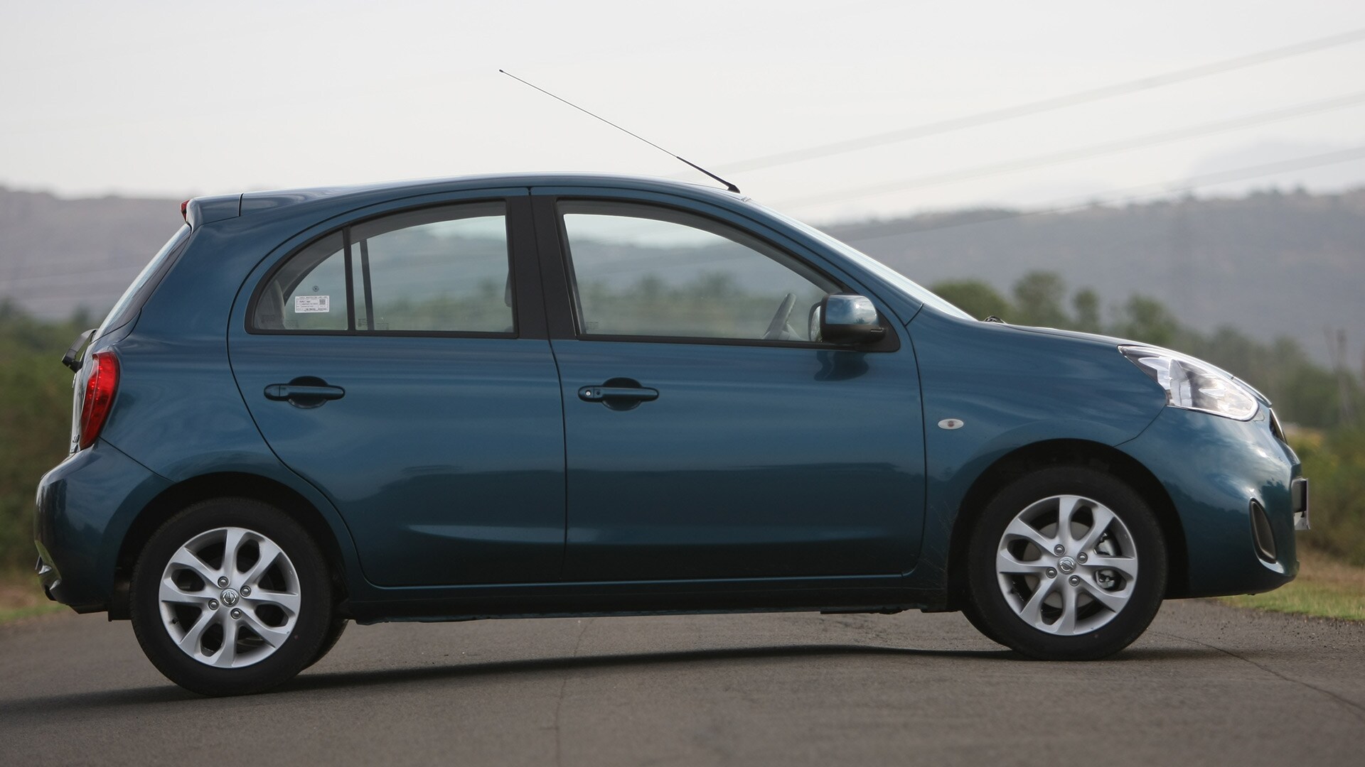 Nissan-Micra-2013-XE-Exterior