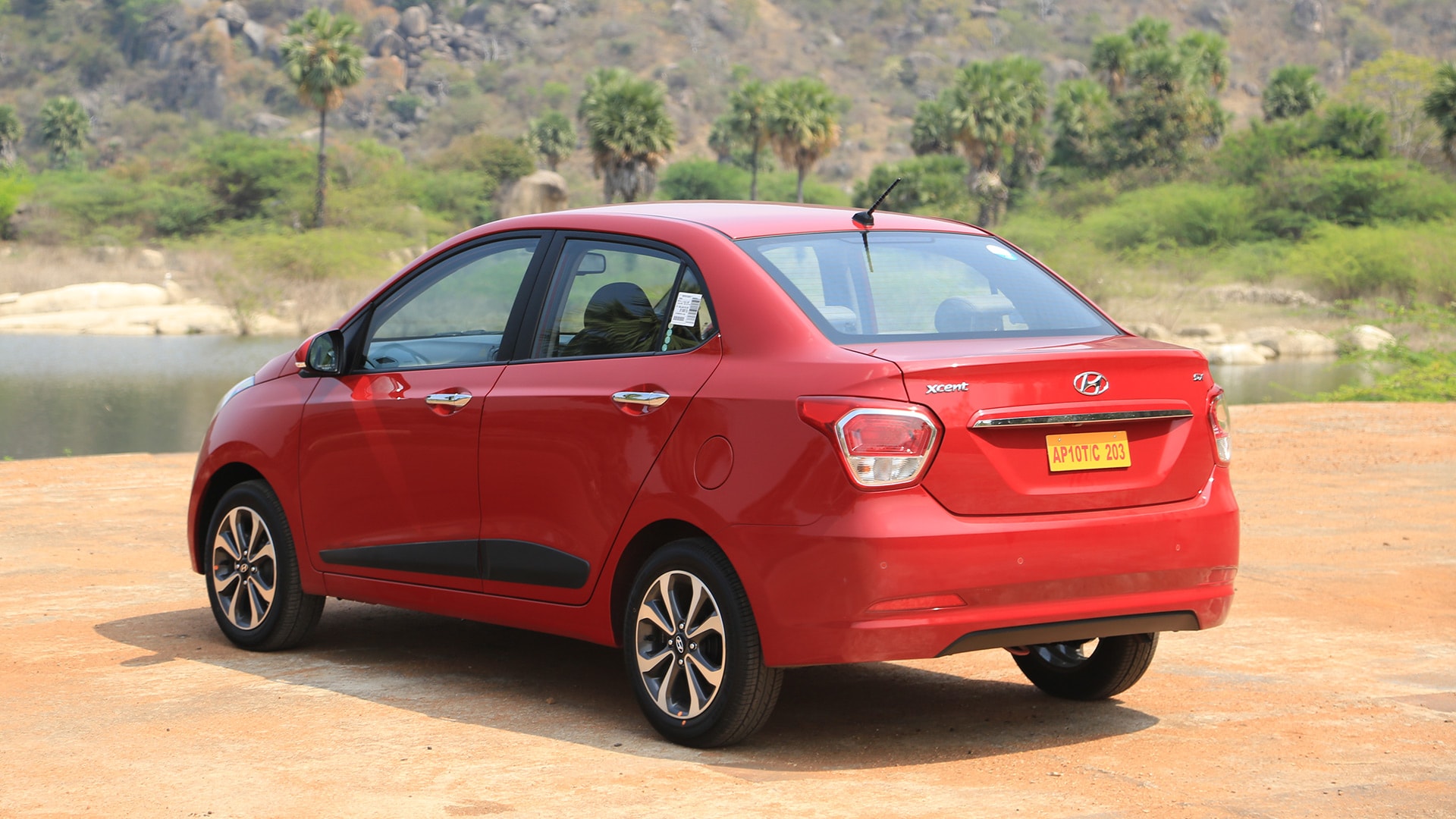 Hyundai Xcent 2014 Base Diesel Exterior