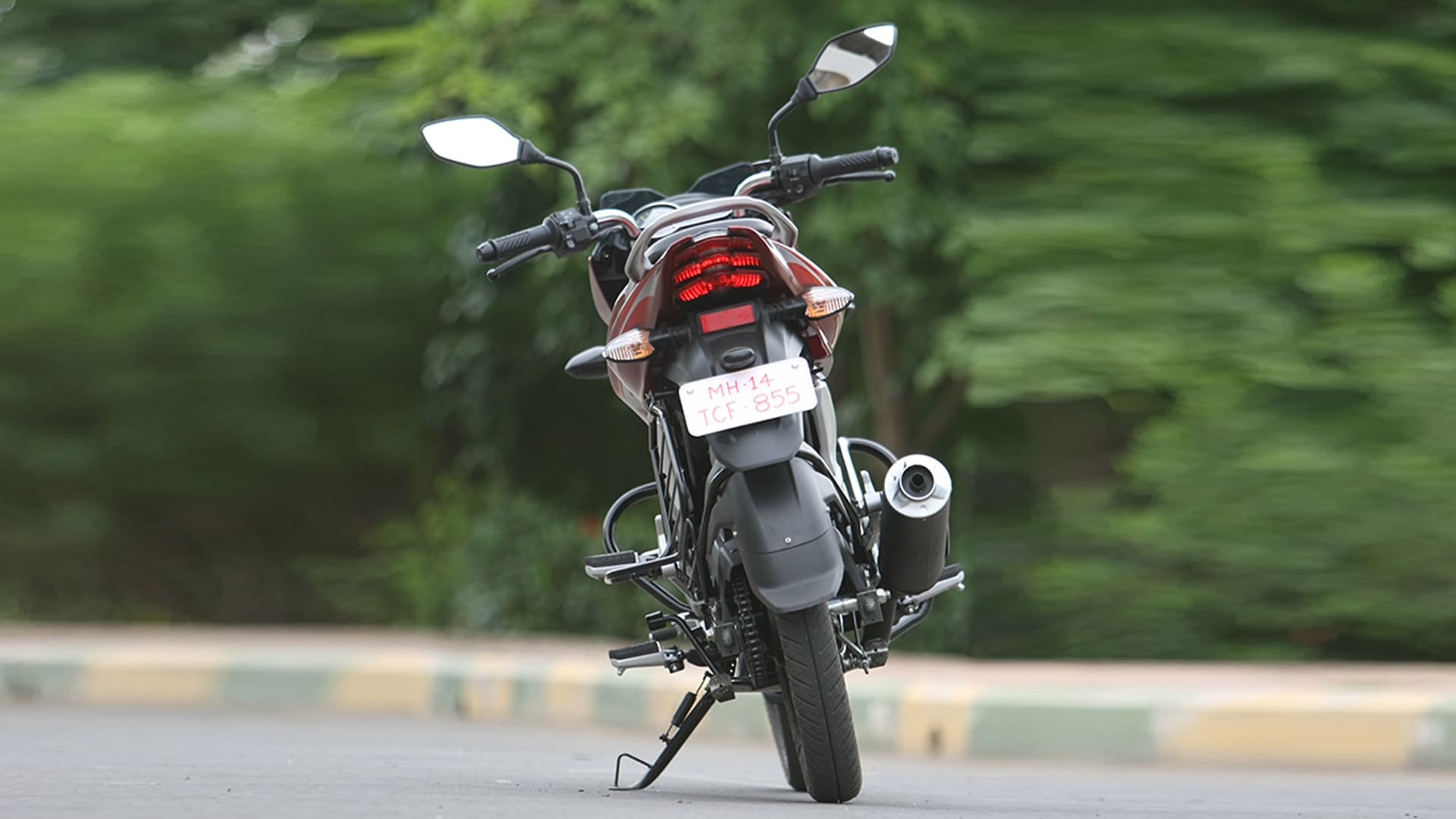Bajaj Discover 125 ST 2013 STD Exterior