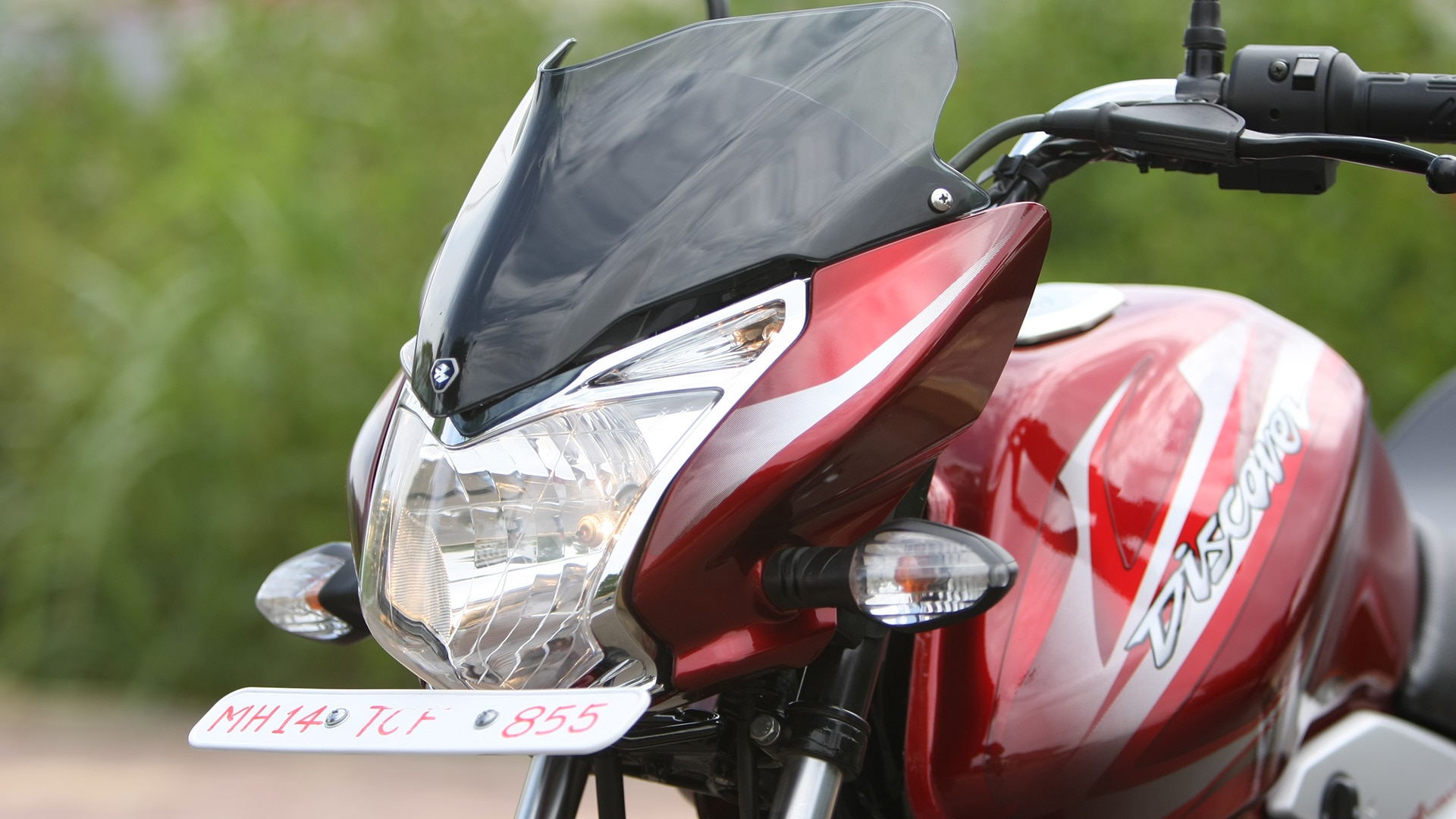 Bajaj Discover 125 ST 2013 STD Exterior