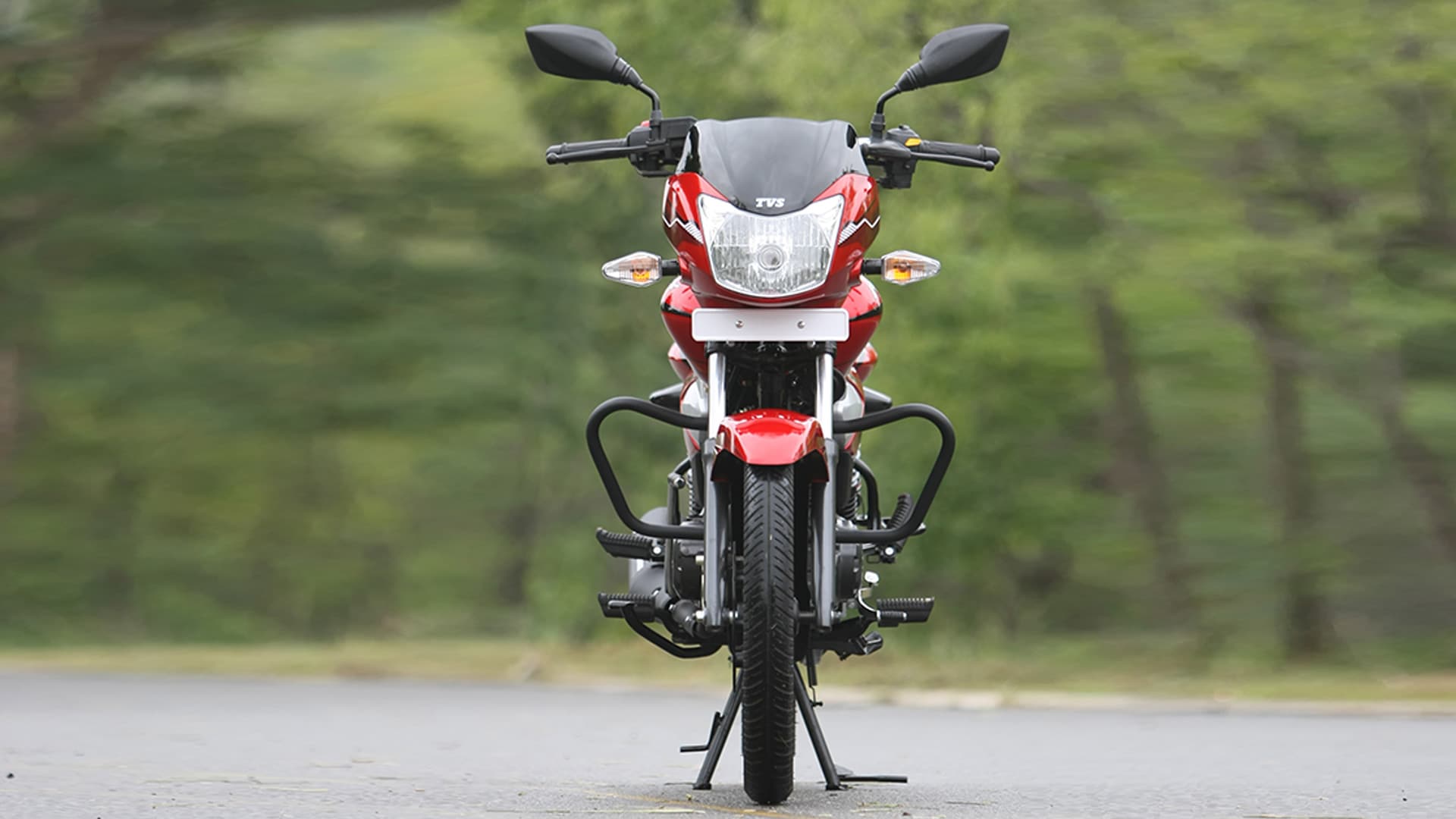 TVS Phoenix 2013 Exterior