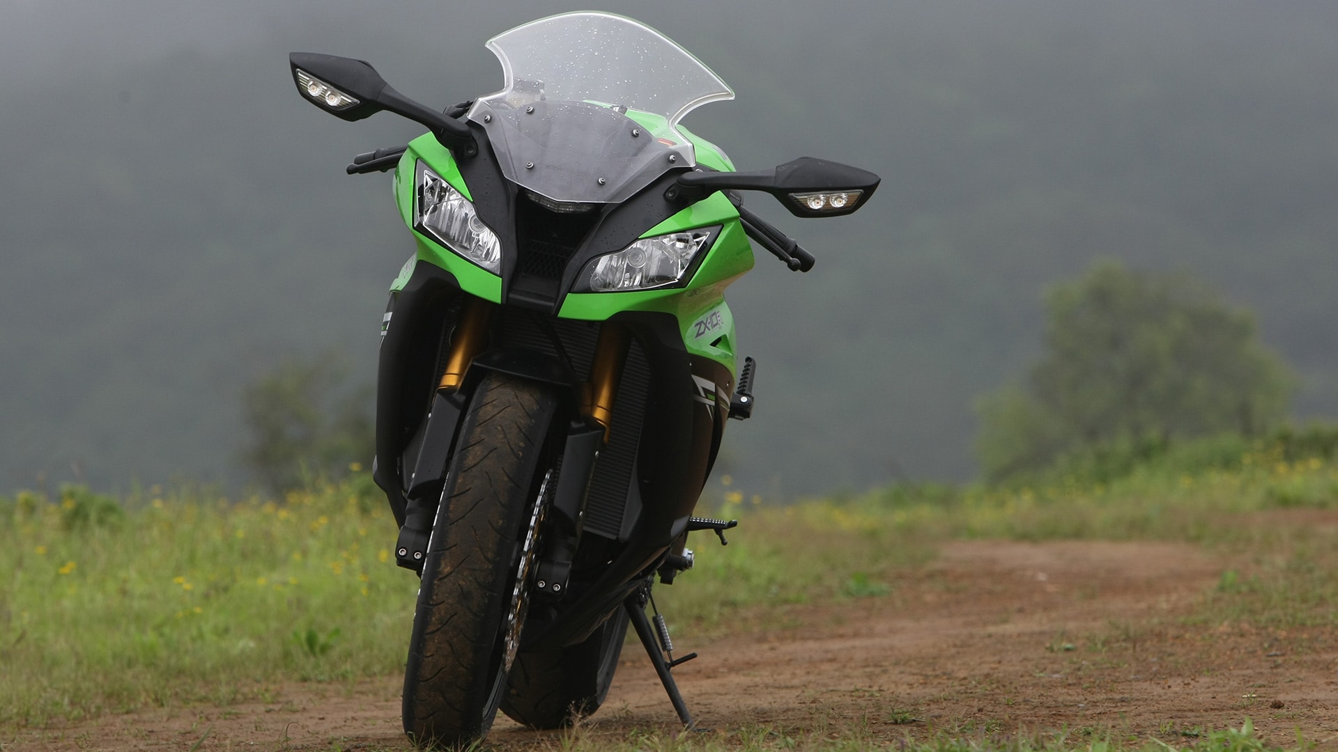 【R&B】xplicit India will get the Kawasaki ZX10R Ninja in 2013 - ZigWheels