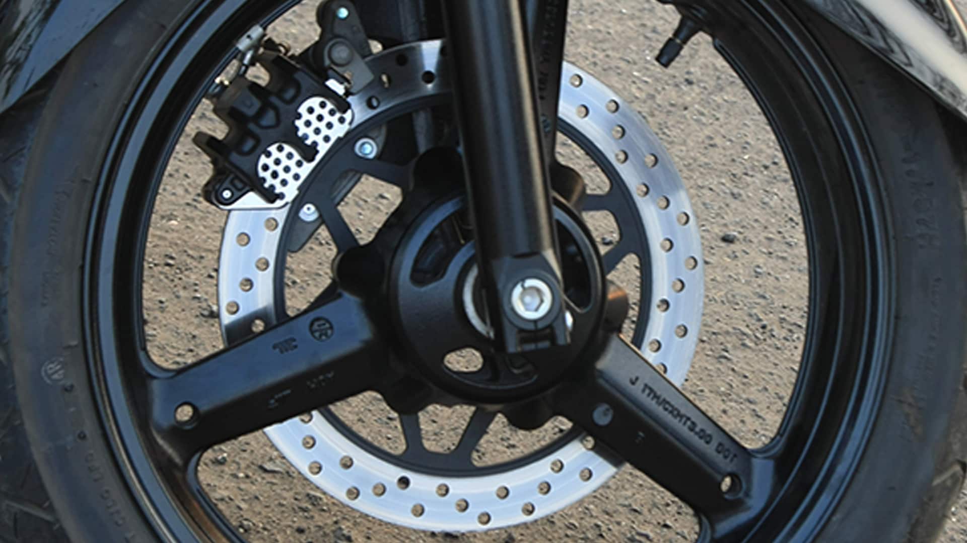 Suzuki Inazuma250 2014 STD Exterior