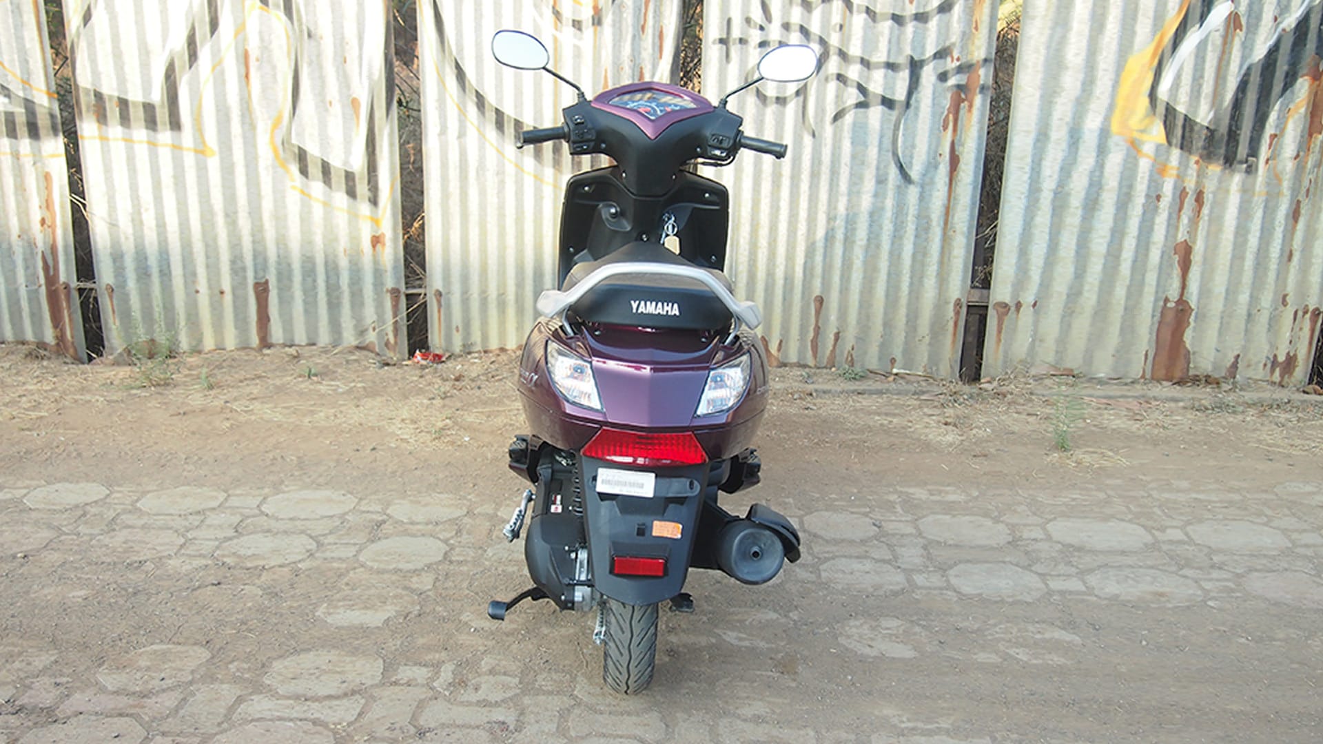 Yamaha Alpha Scooter 2014 STD Exterior