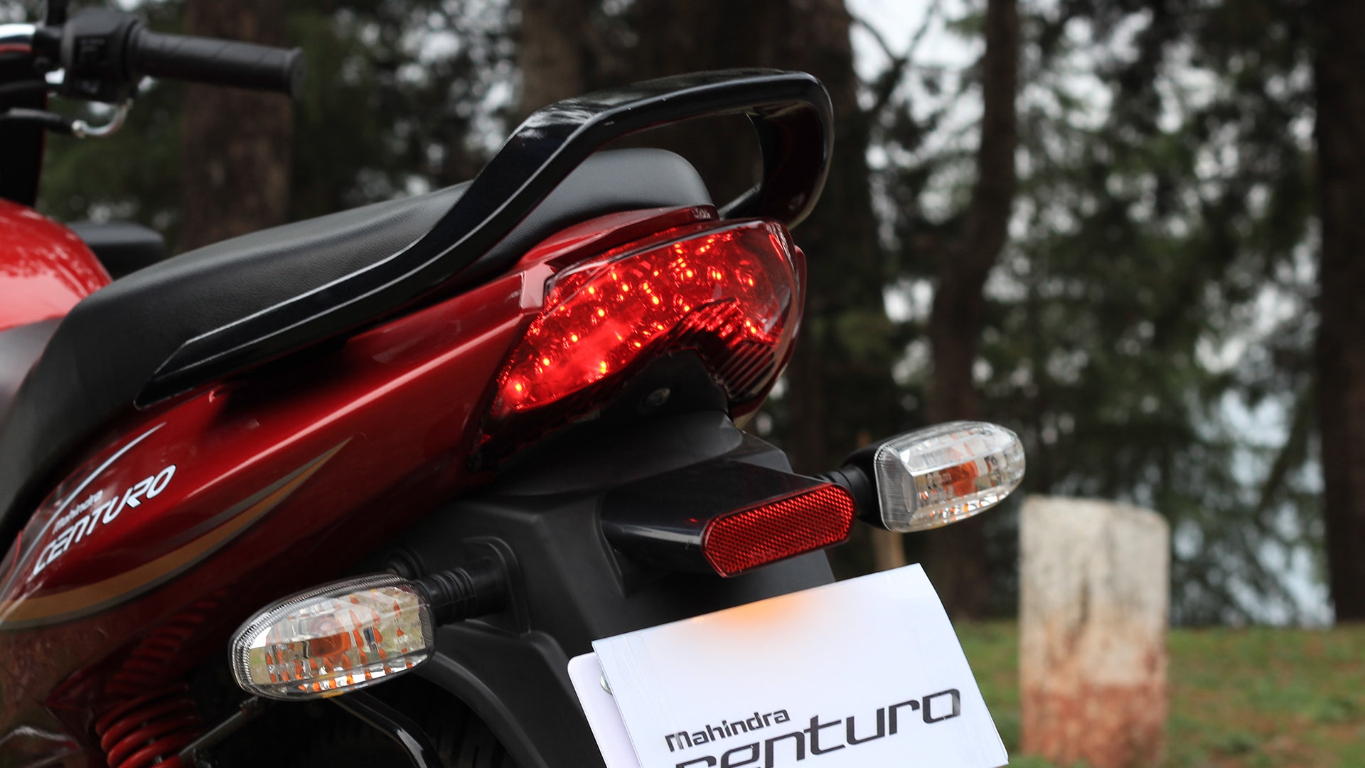 Mahindra Centuro 2014 N1 Exterior