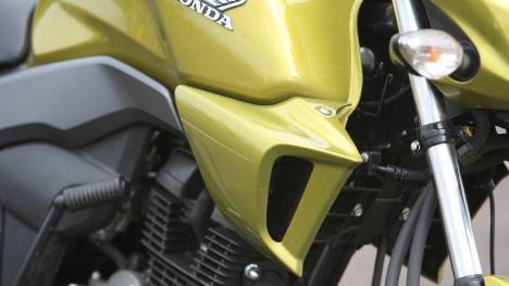 Honda CB Trigger 2013 STD Price in India, Mileage, Reviews